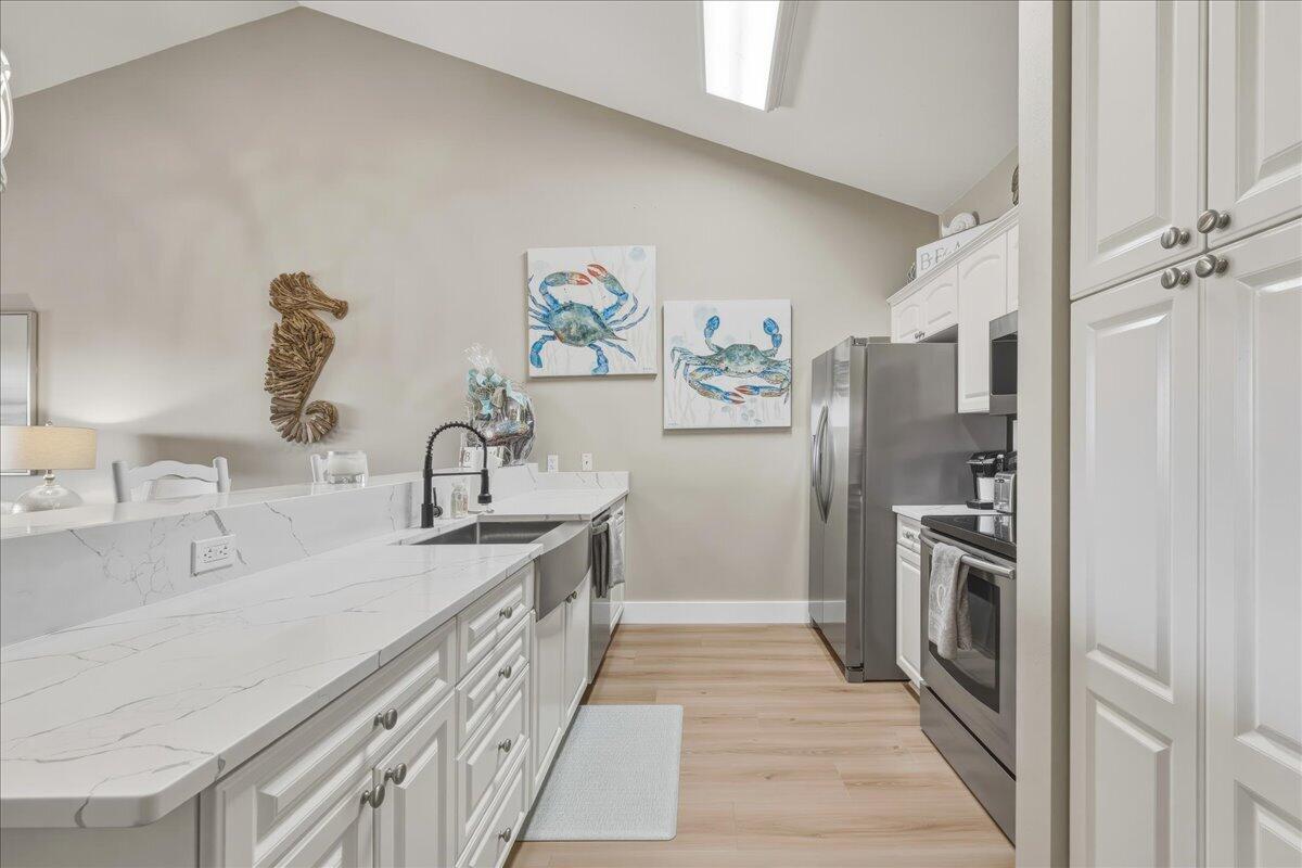 SPYGLASS T/H - Residential