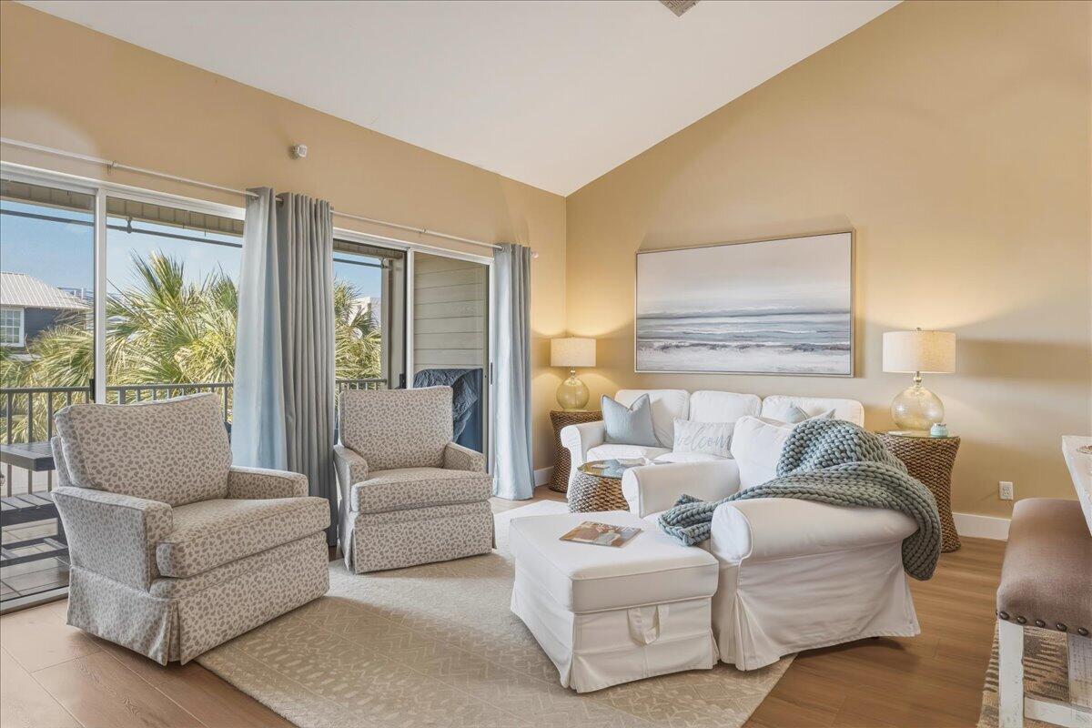 SPYGLASS T/H - Residential
