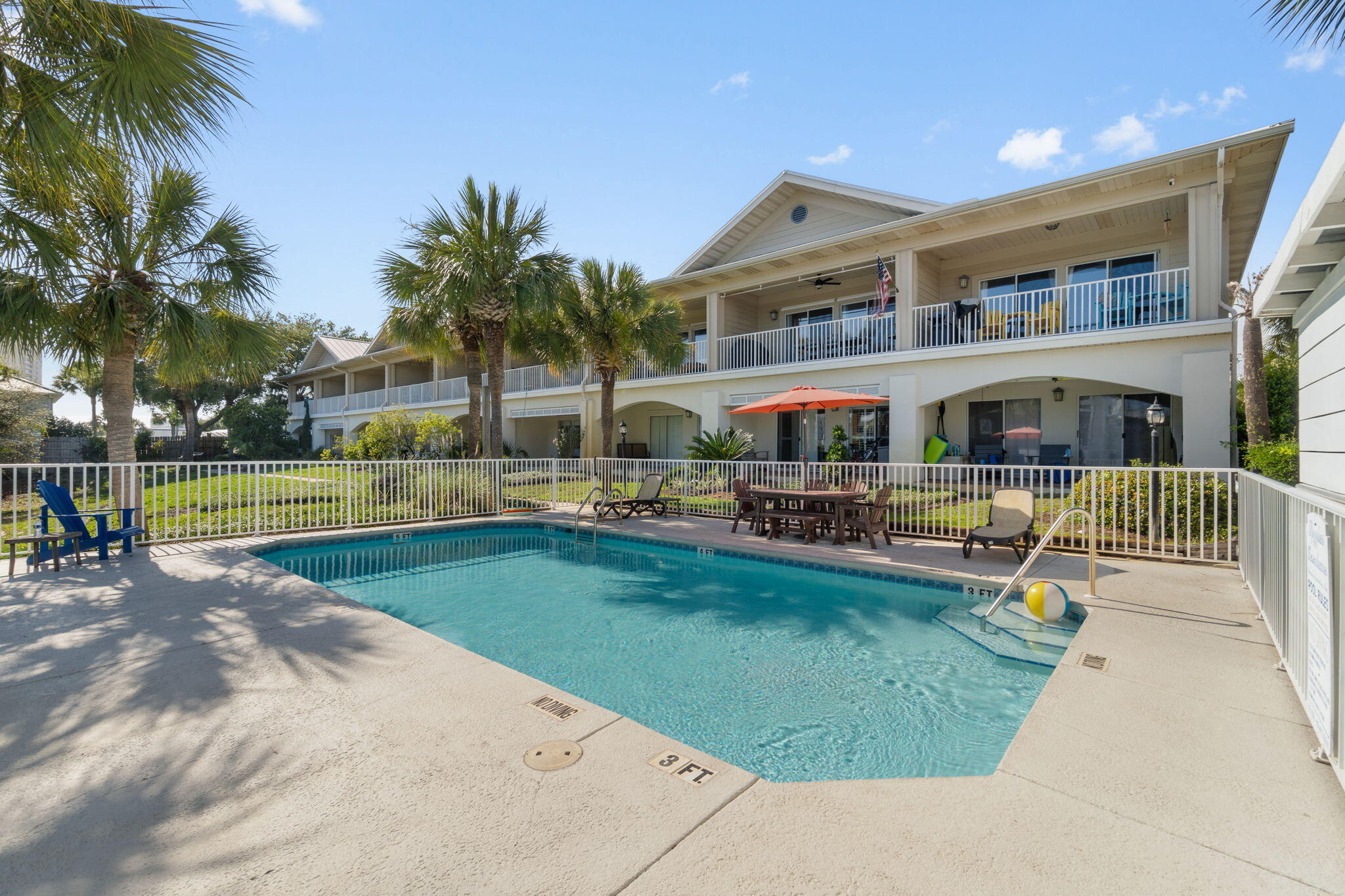 SPYGLASS T/H - Residential
