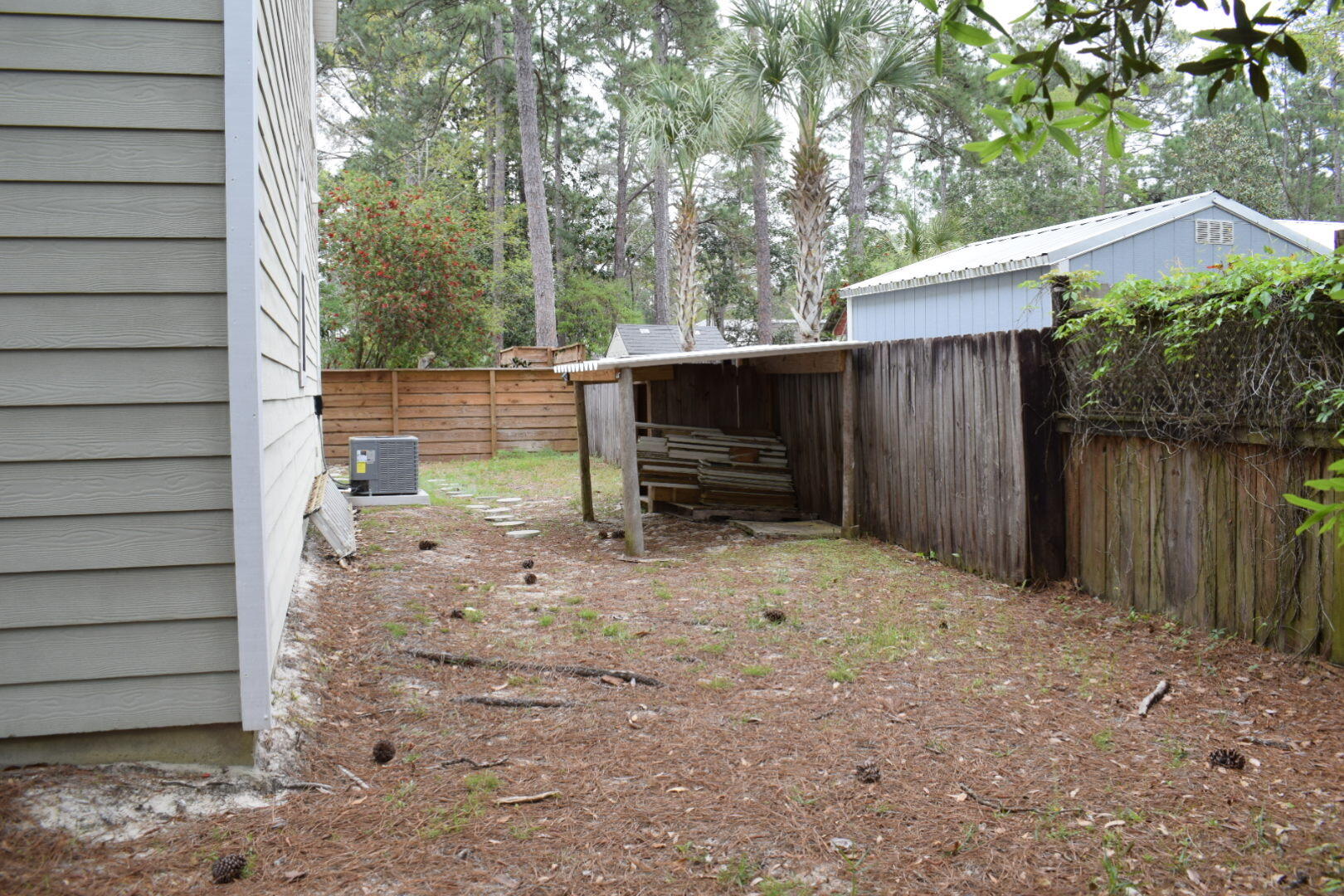 MAGNOLIA BEACH - Residential