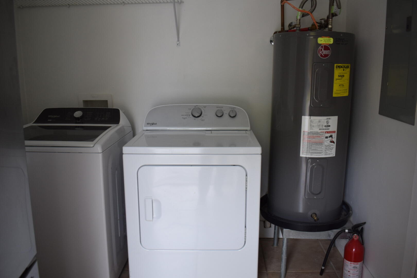 MAGNOLIA BEACH - Residential