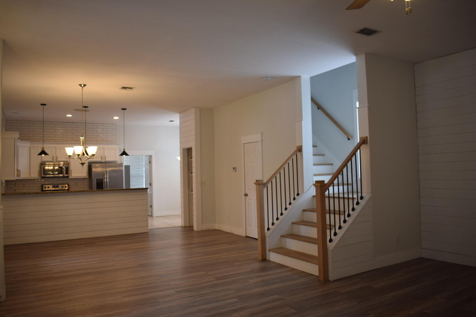 MAGNOLIA BEACH - Residential