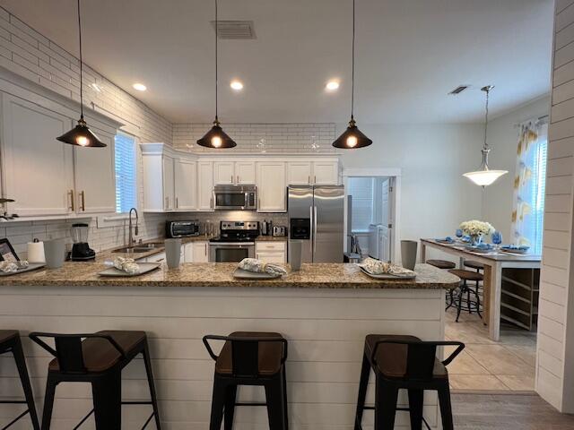 MAGNOLIA BEACH - Residential