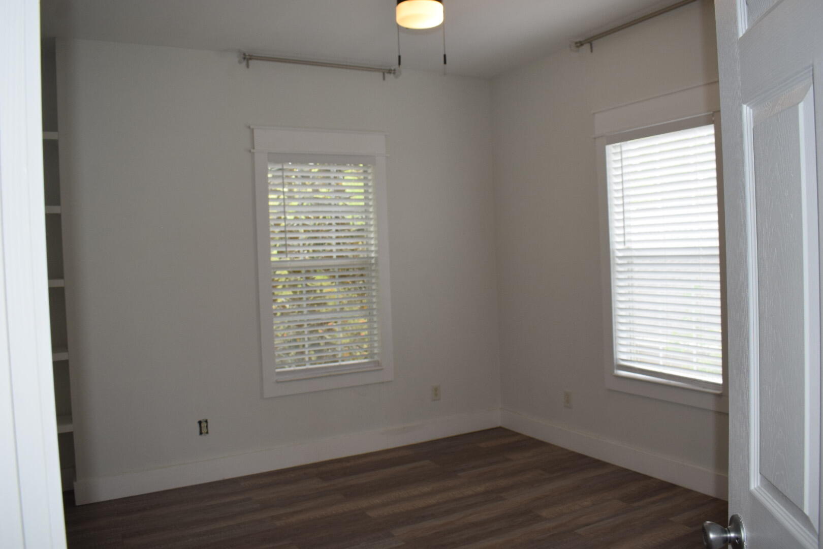 MAGNOLIA BEACH - Residential