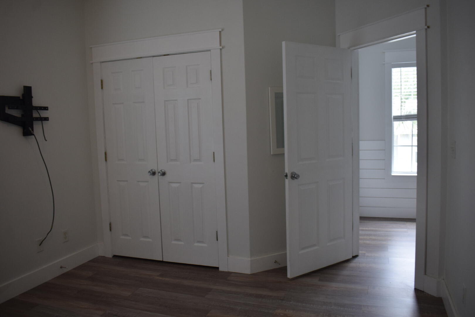 MAGNOLIA BEACH - Residential