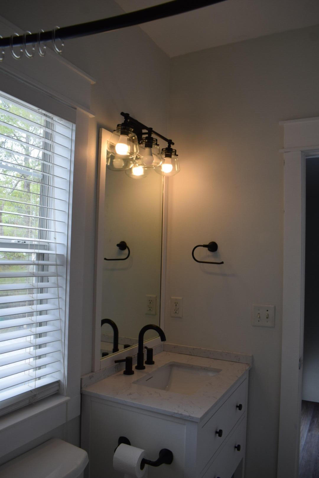 MAGNOLIA BEACH - Residential