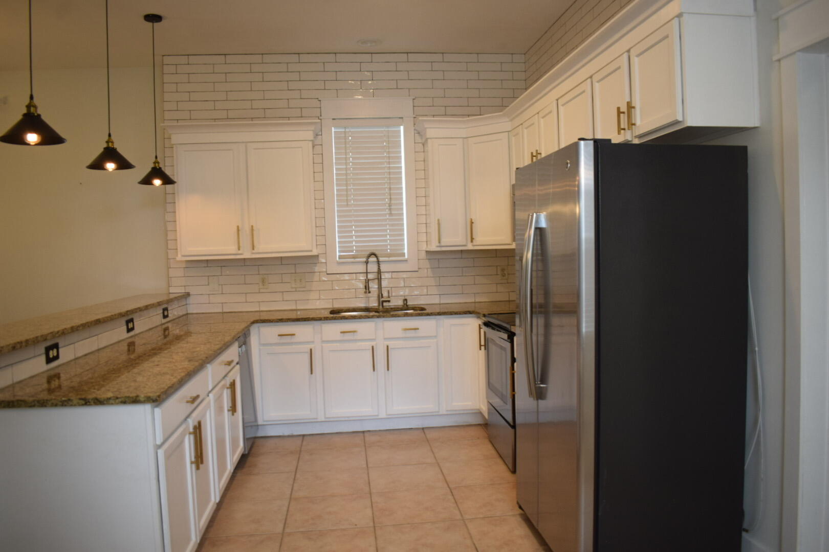 MAGNOLIA BEACH - Residential