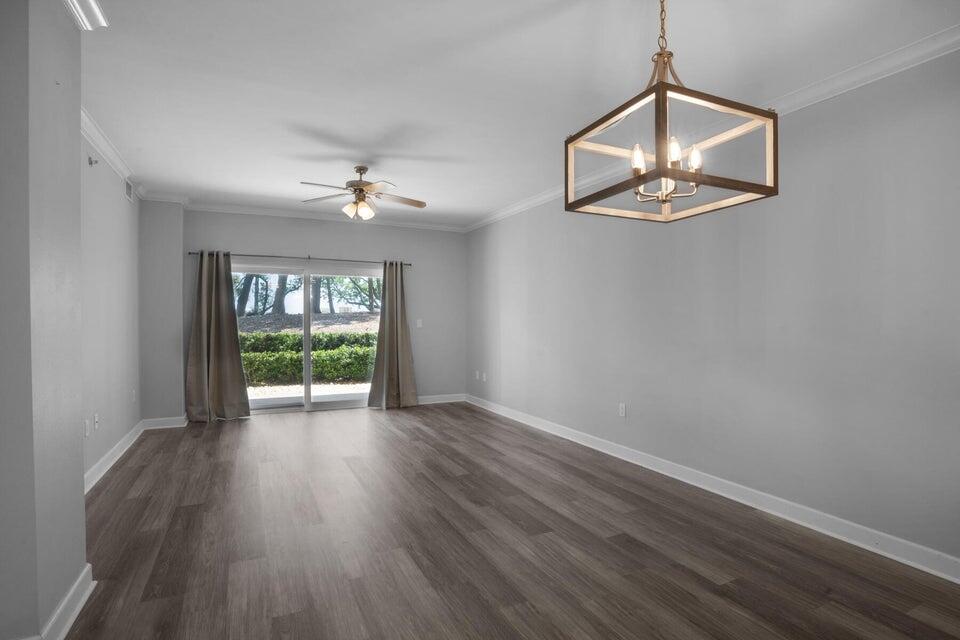 113 SE Brooks Street 104