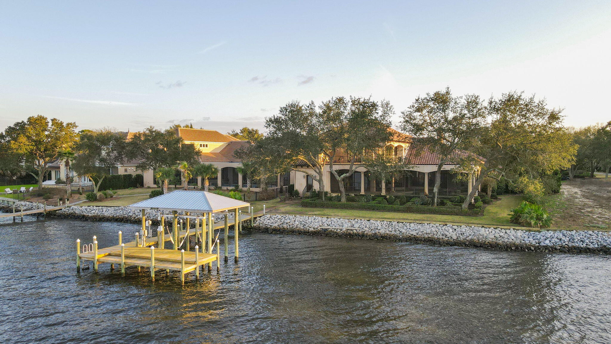 Listing image 76