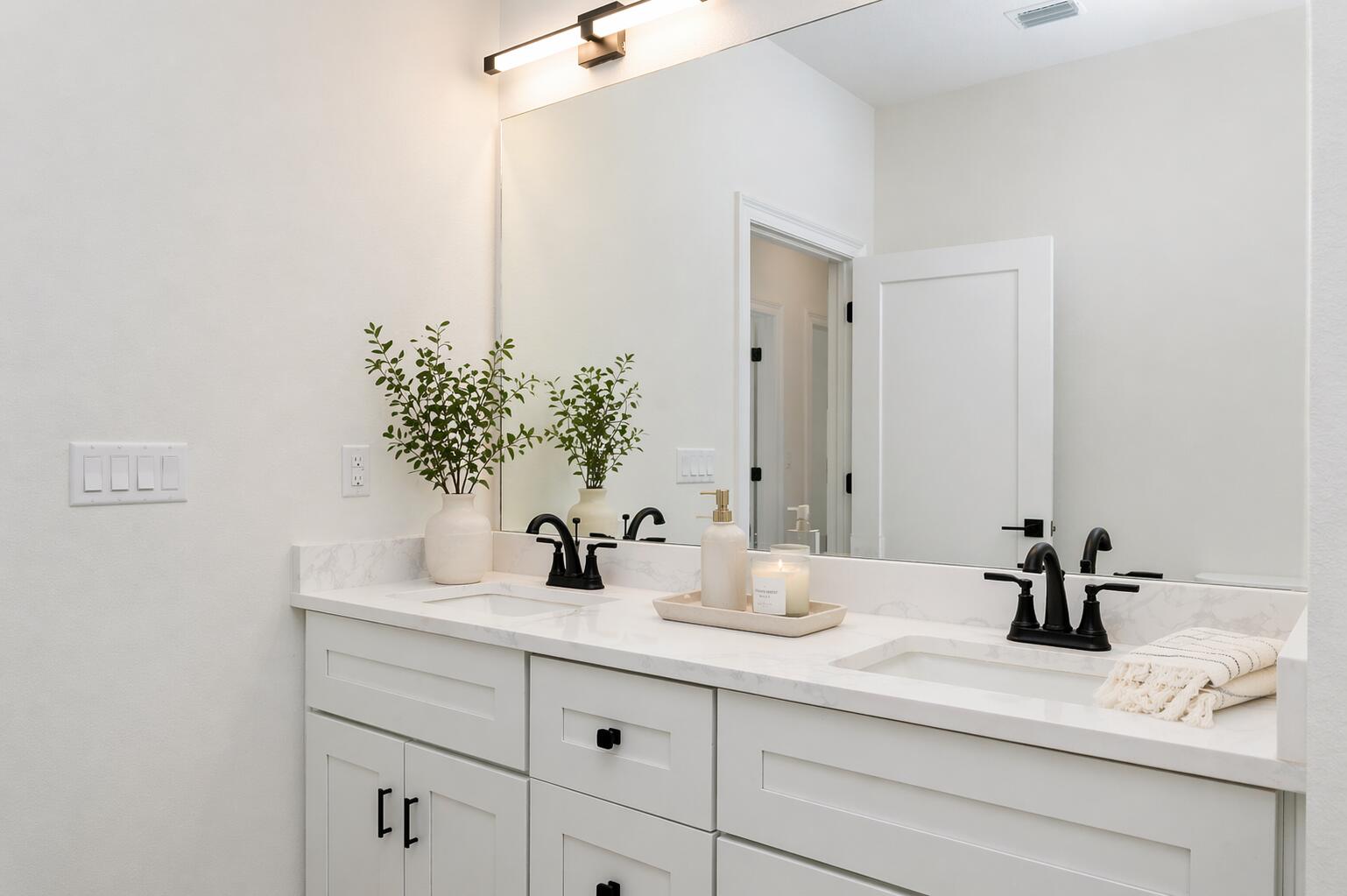 HOMEWOOD EST - Residential