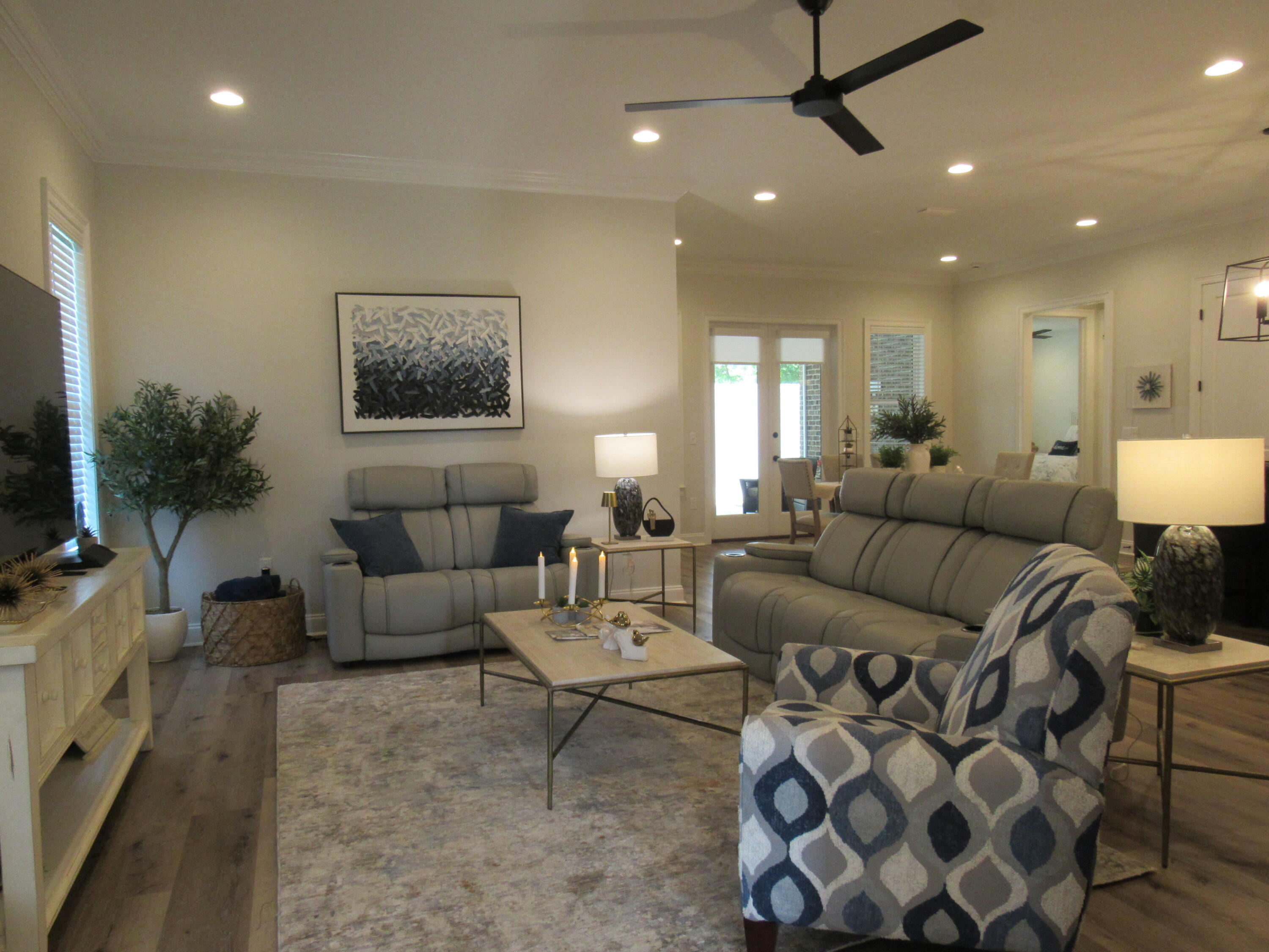 EAGLES LANDING S/D - Residential