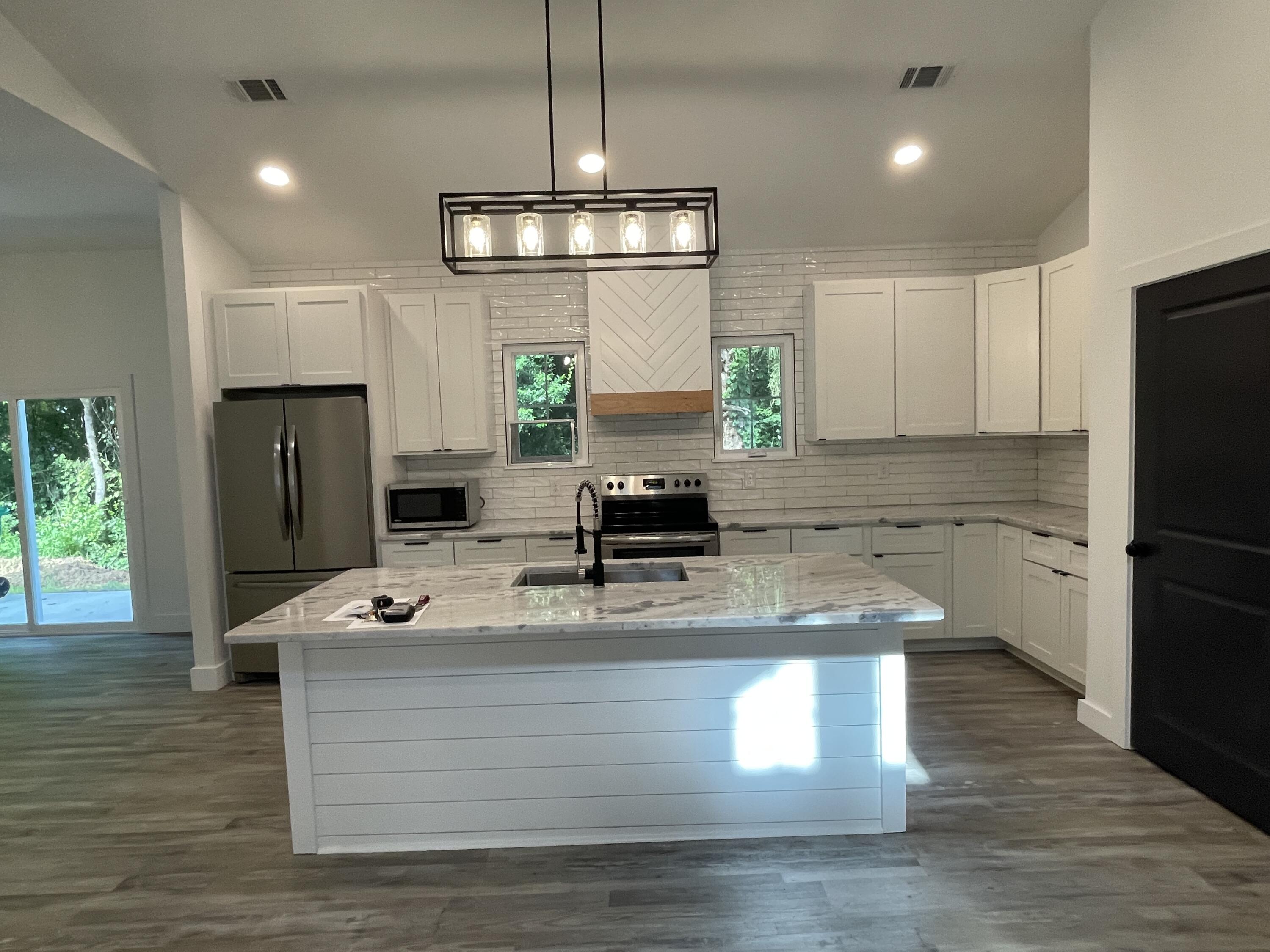 UNRECORDED SUBDIVISION - Residential Lease