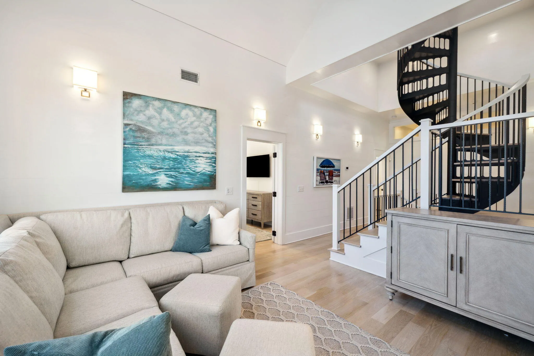 Totally remodeled Watersound Beach home with room for all your family – image 35