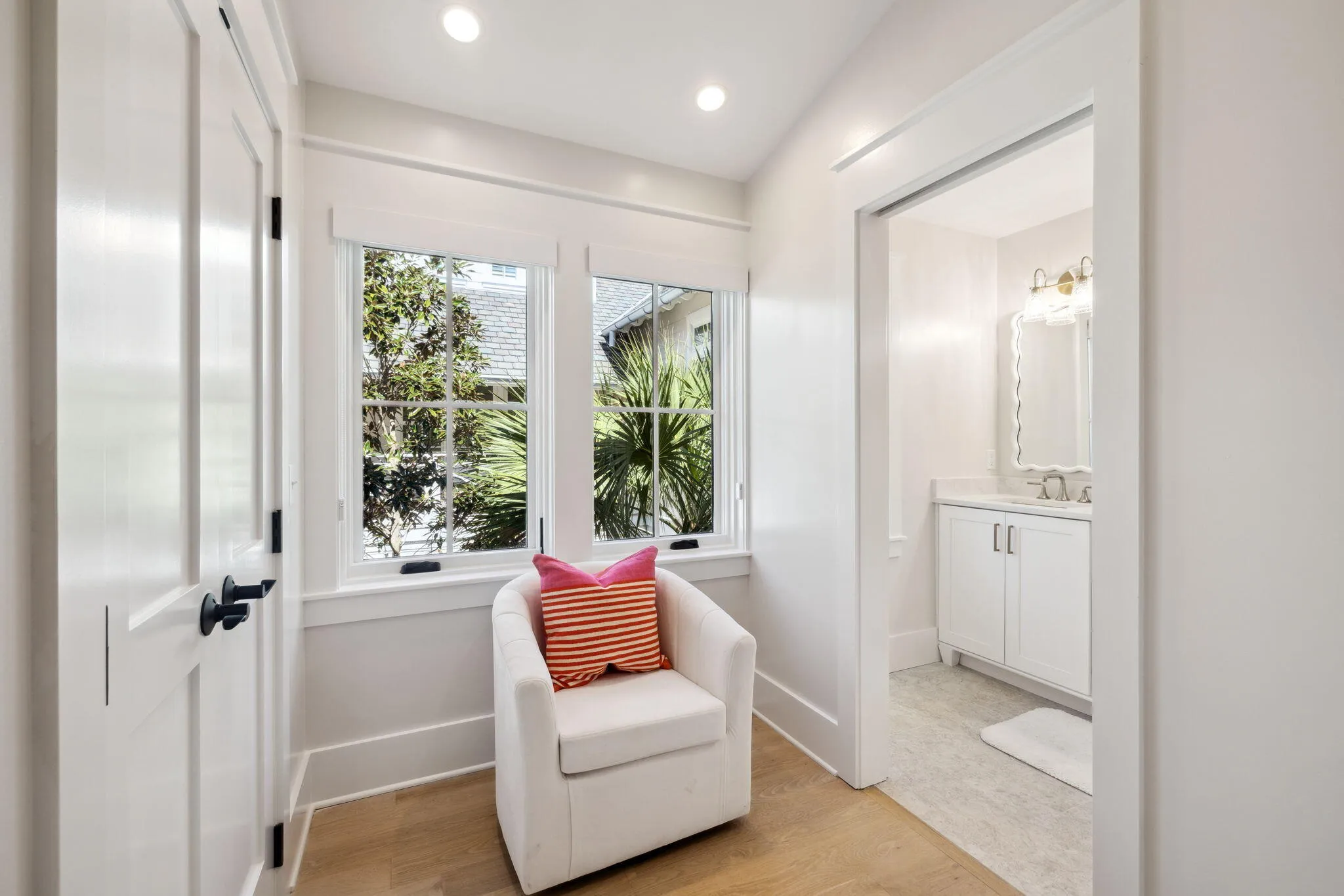 Totally remodeled Watersound Beach home with room for all your family – image 41