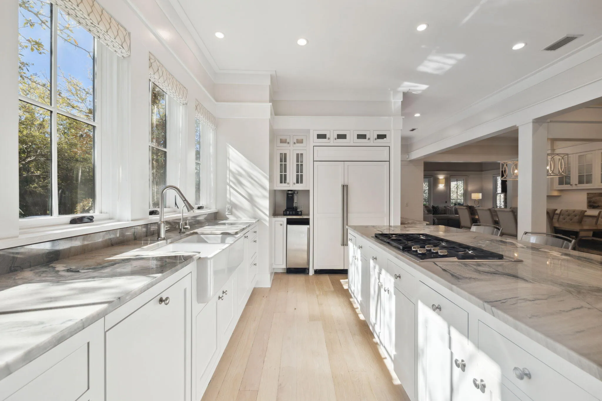 Totally remodeled Watersound Beach home with room for all your family – image 10