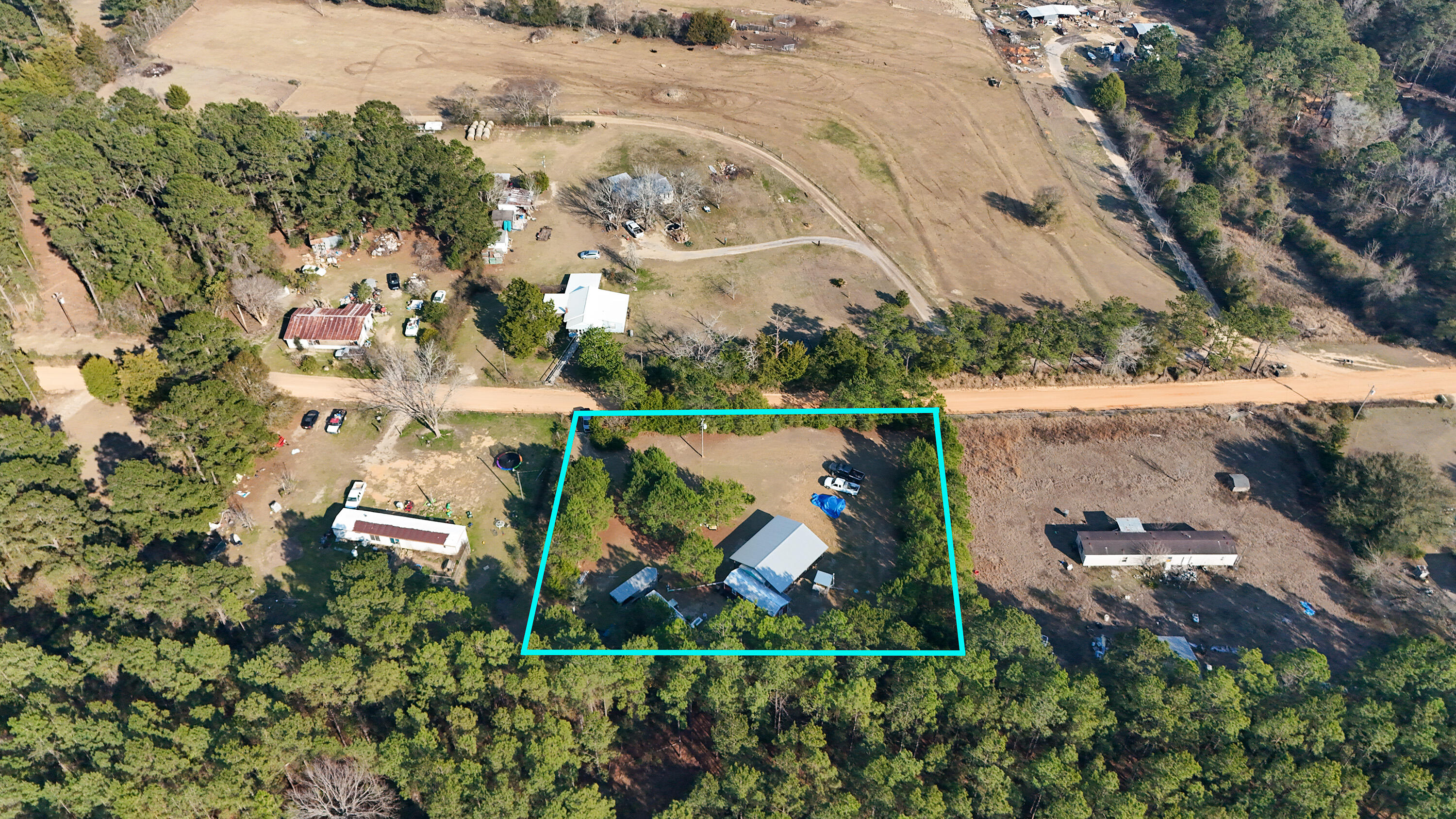 METES & BOUNDS - Land