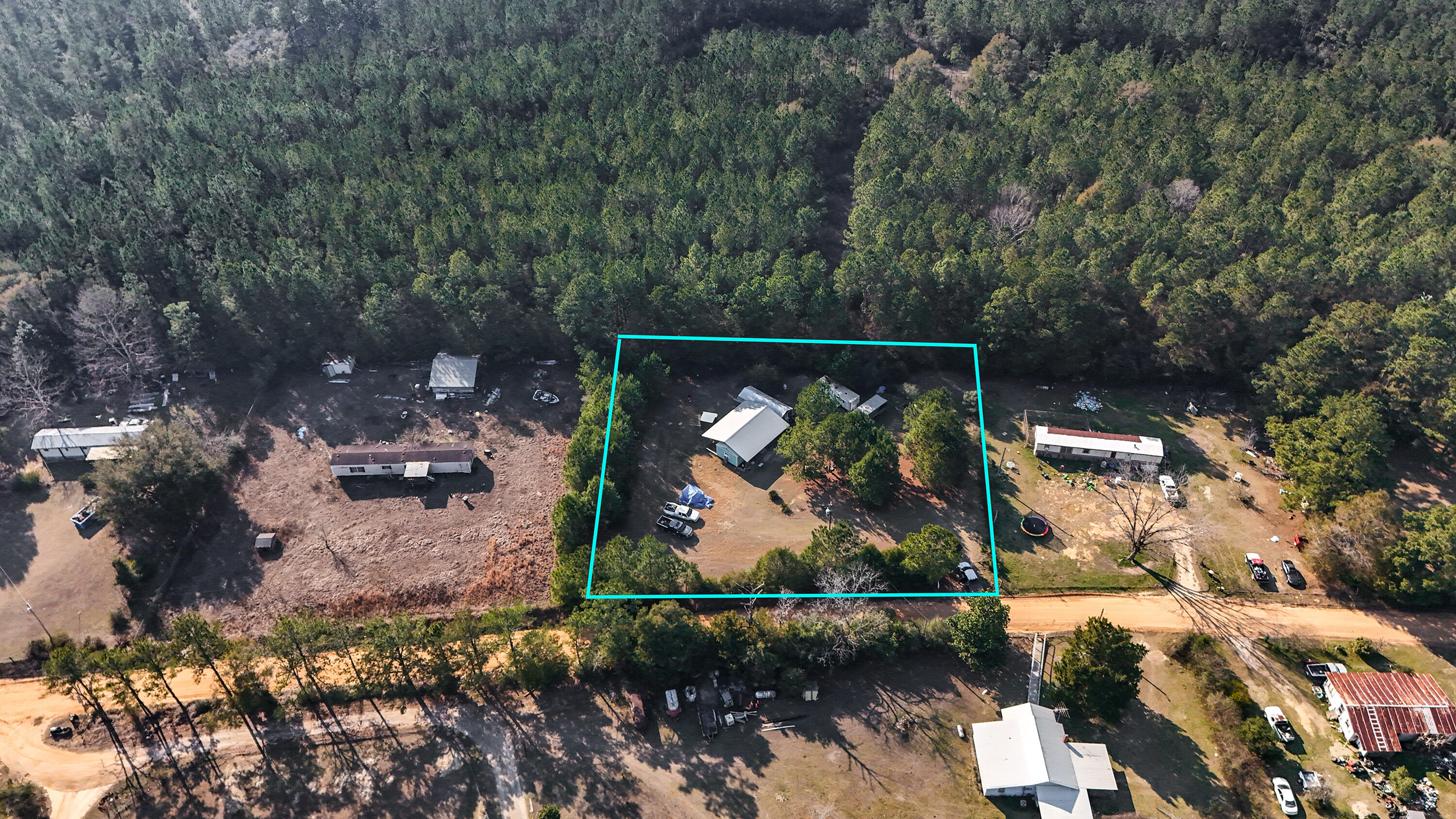 METES & BOUNDS - Land