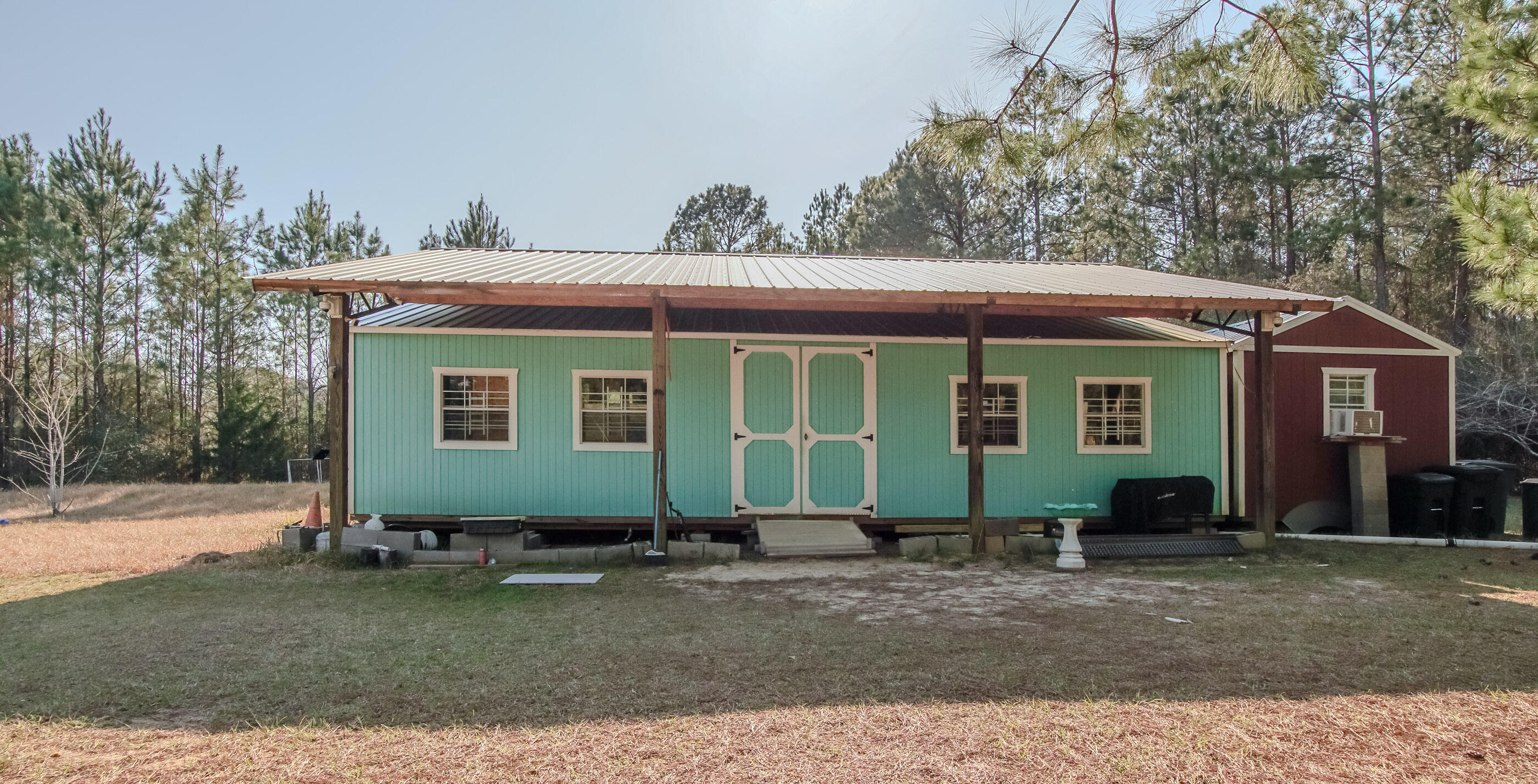 METES & BOUNDS - Land