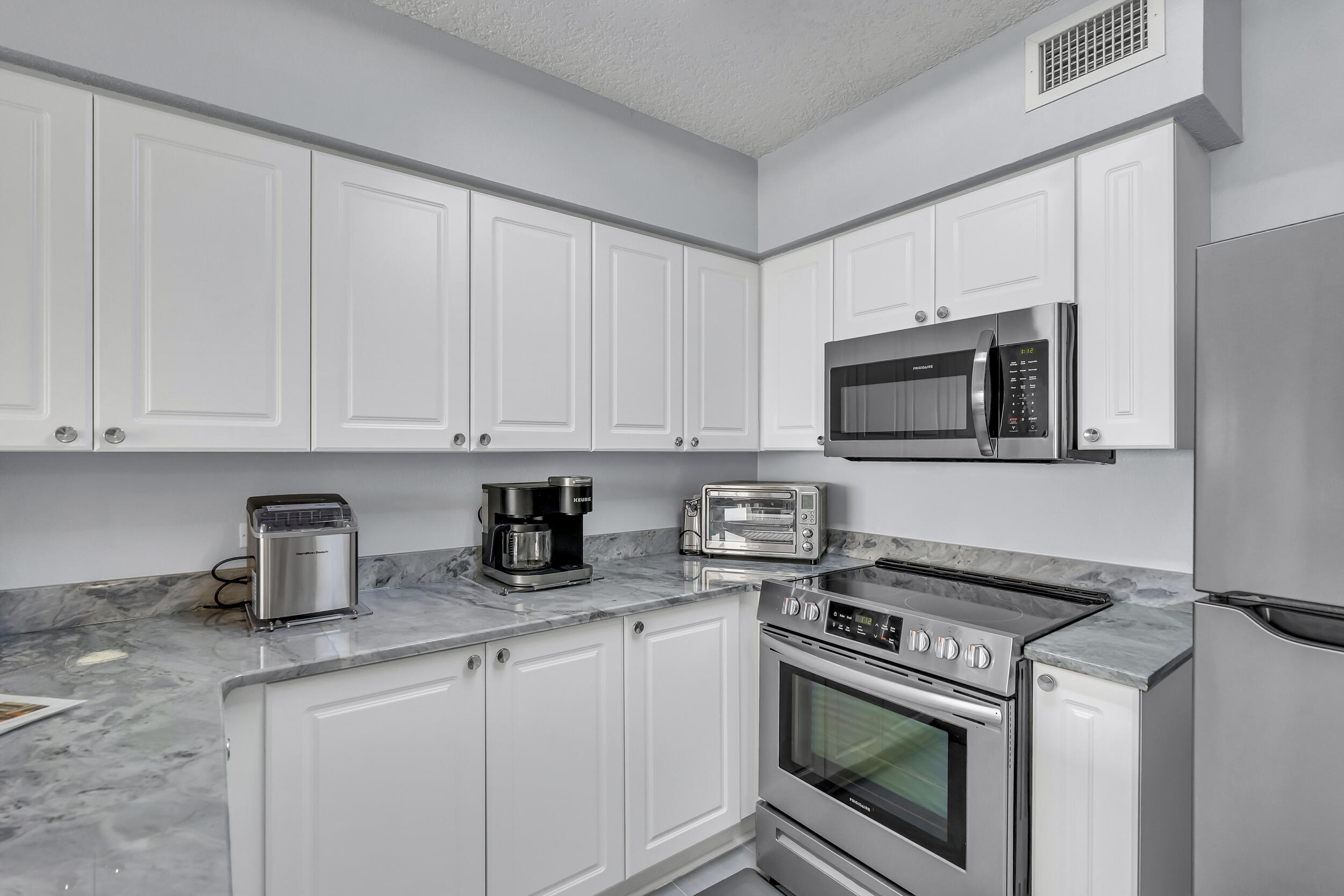 520 Santa Rosa Boulevard 411