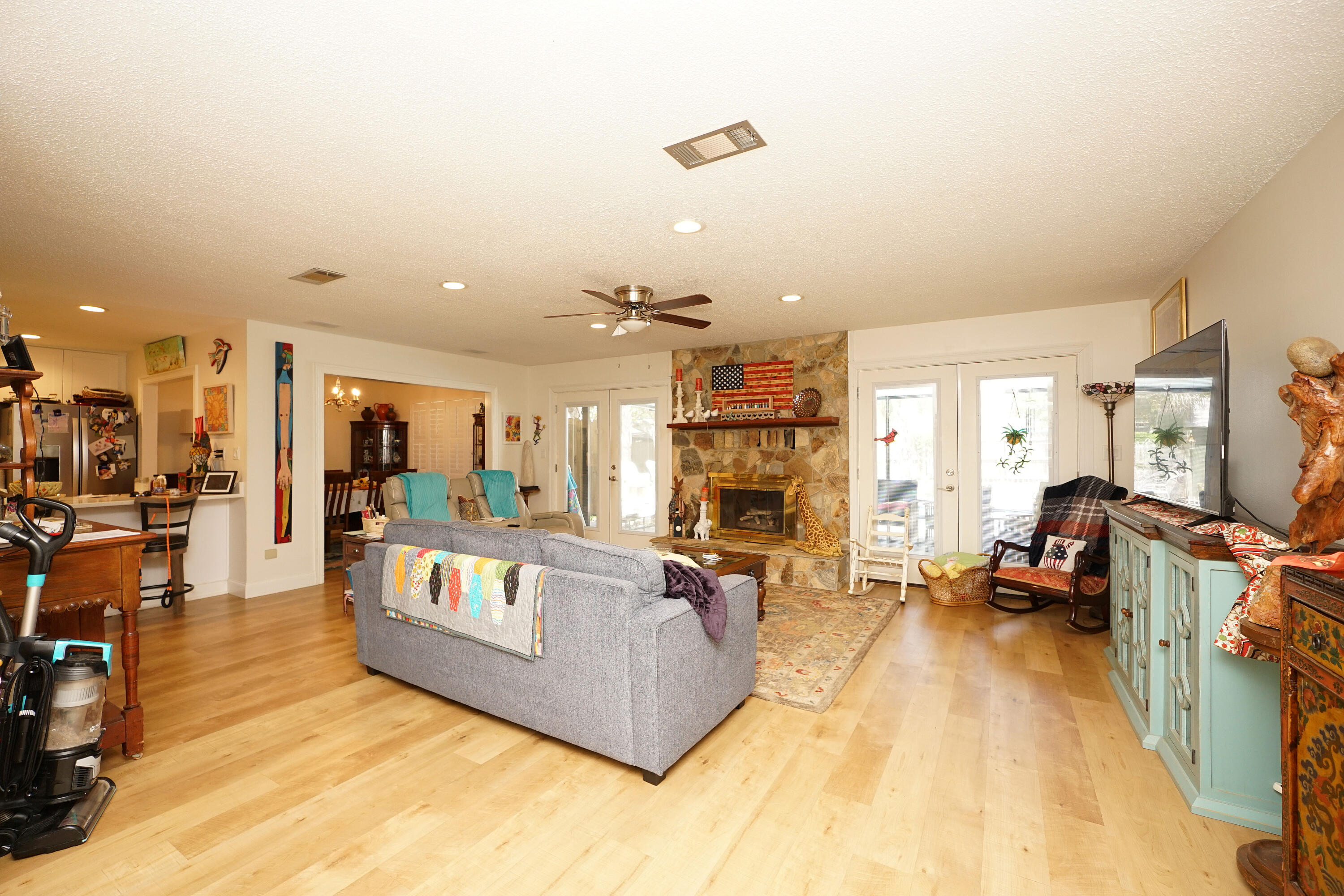 BLUEWATER BAY VILLAGE 1-B LOT 60 BLK A - Residential