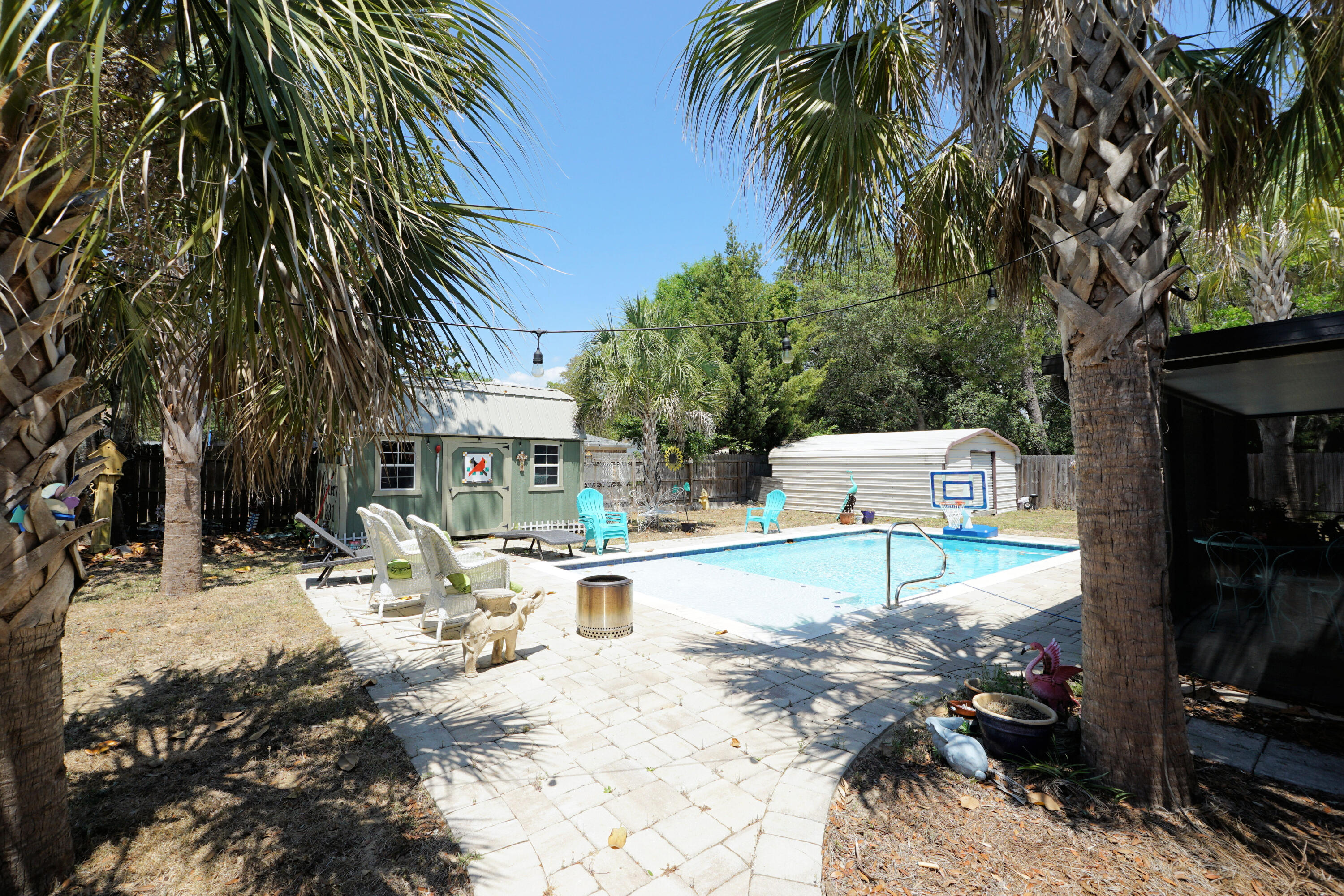 BLUEWATER BAY VILLAGE 1-B LOT 60 BLK A - Residential