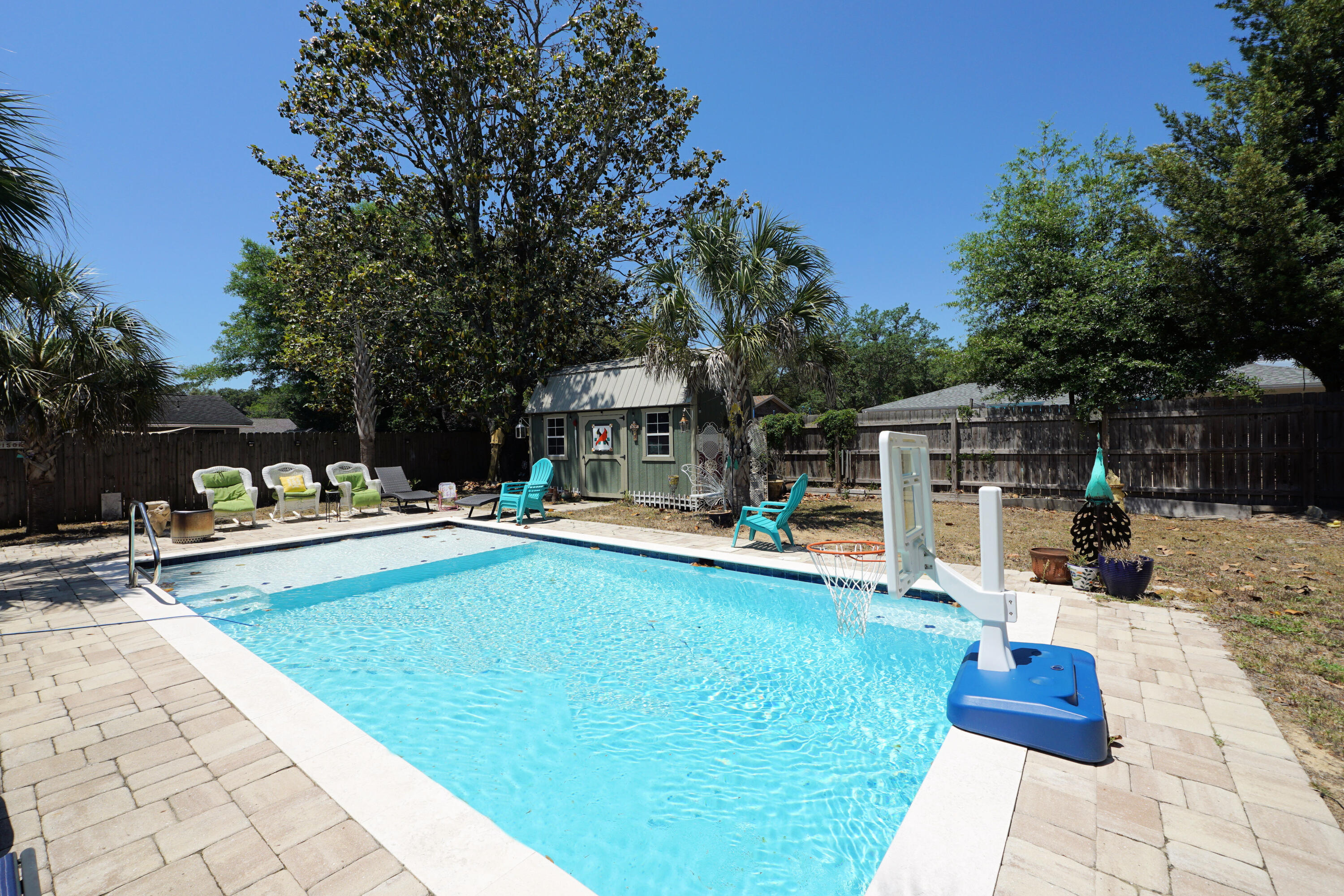 BLUEWATER BAY VILLAGE 1-B LOT 60 BLK A - Residential