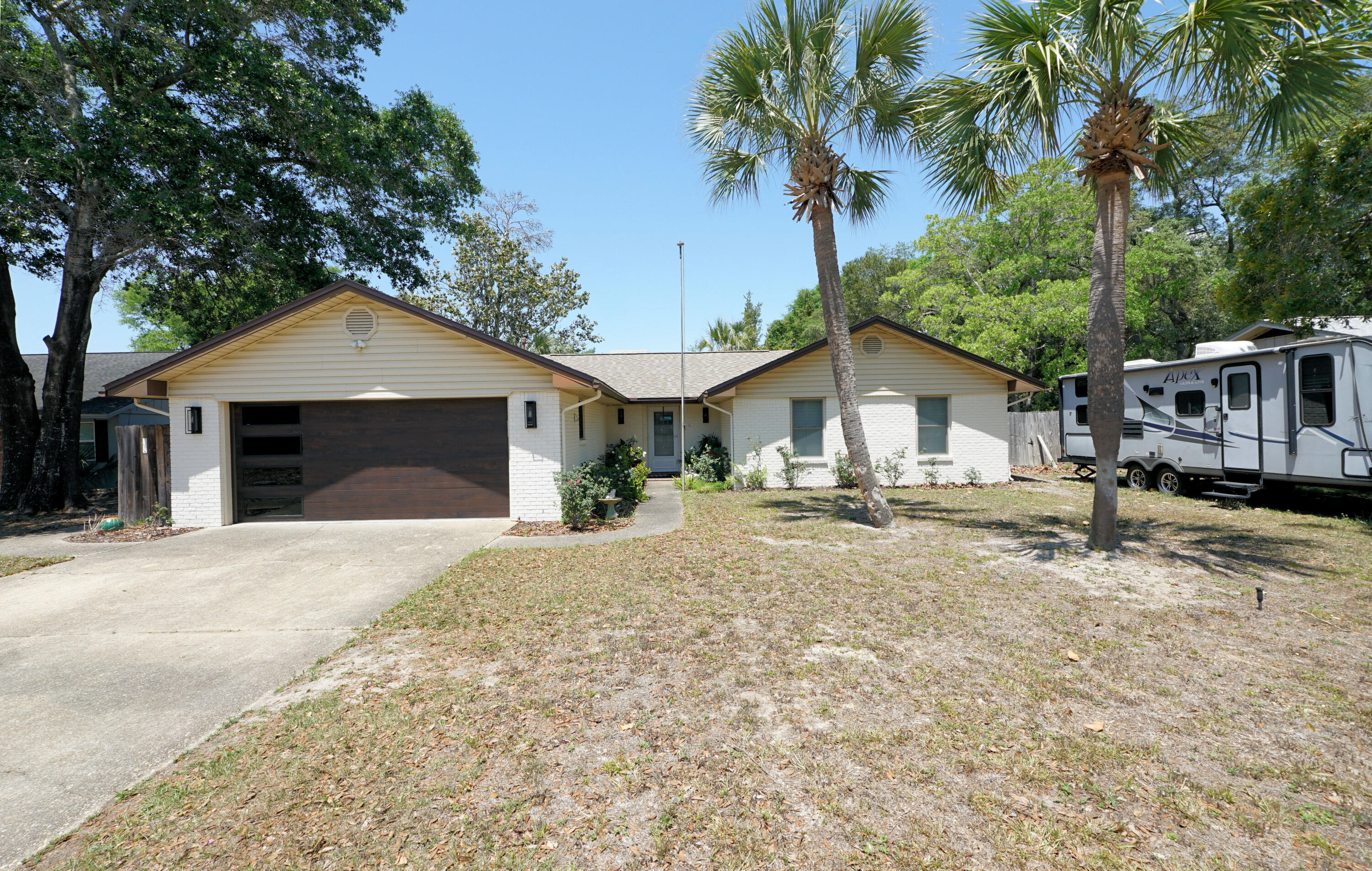 BLUEWATER BAY VILLAGE 1-B LOT 60 BLK A - Residential