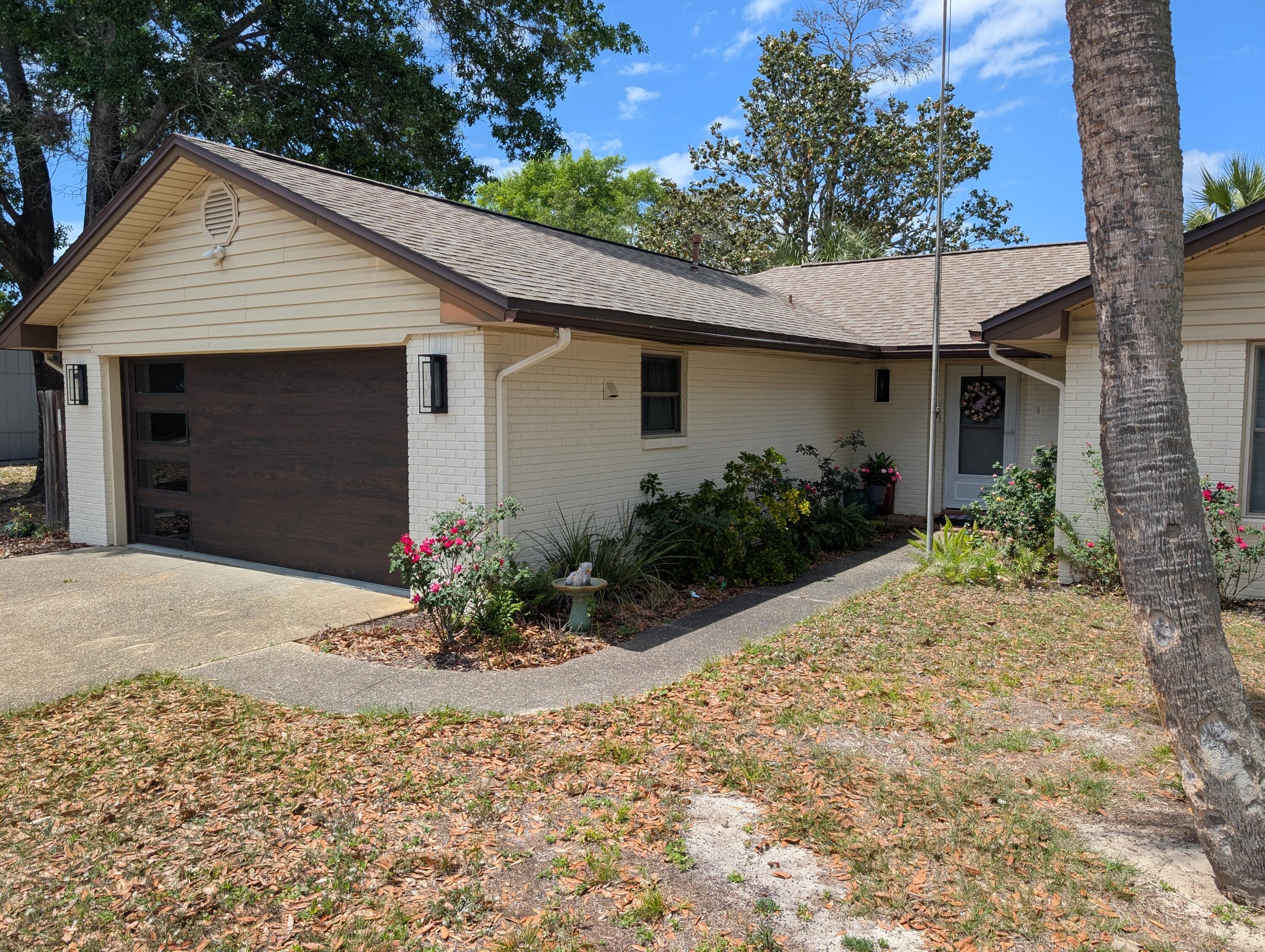 BLUEWATER BAY VILLAGE 1-B LOT 60 BLK A - Residential