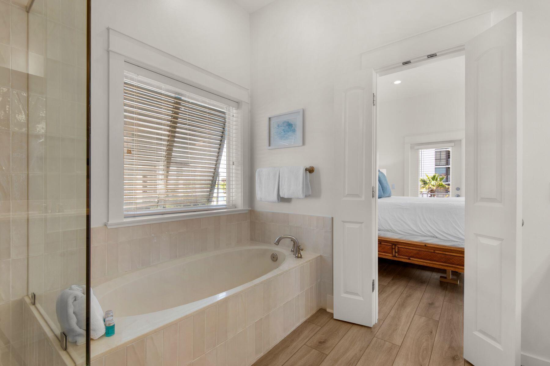 Miramar Beach Cottages - Residential