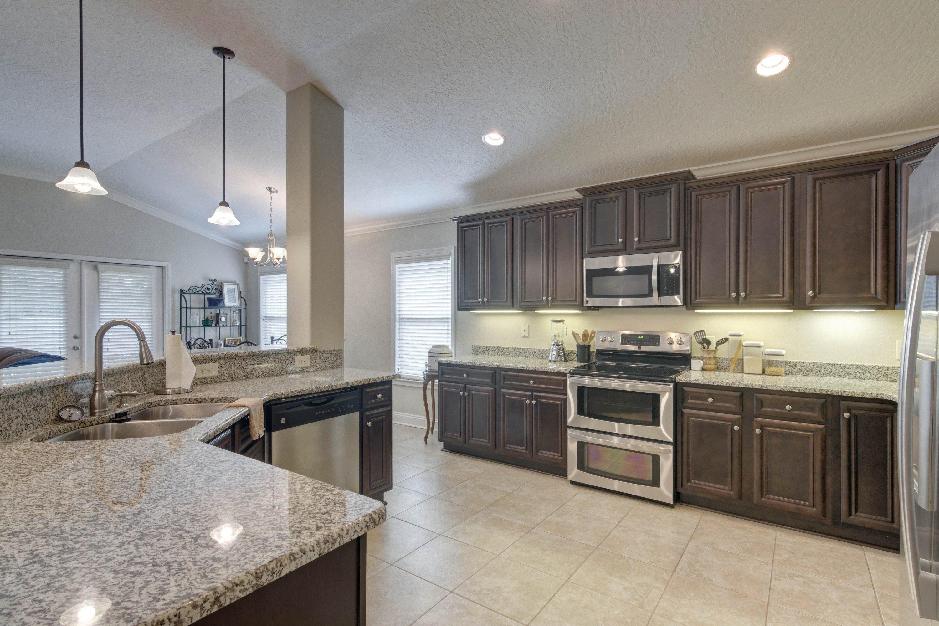 COTTAGES AT EAST RIVER - Residential