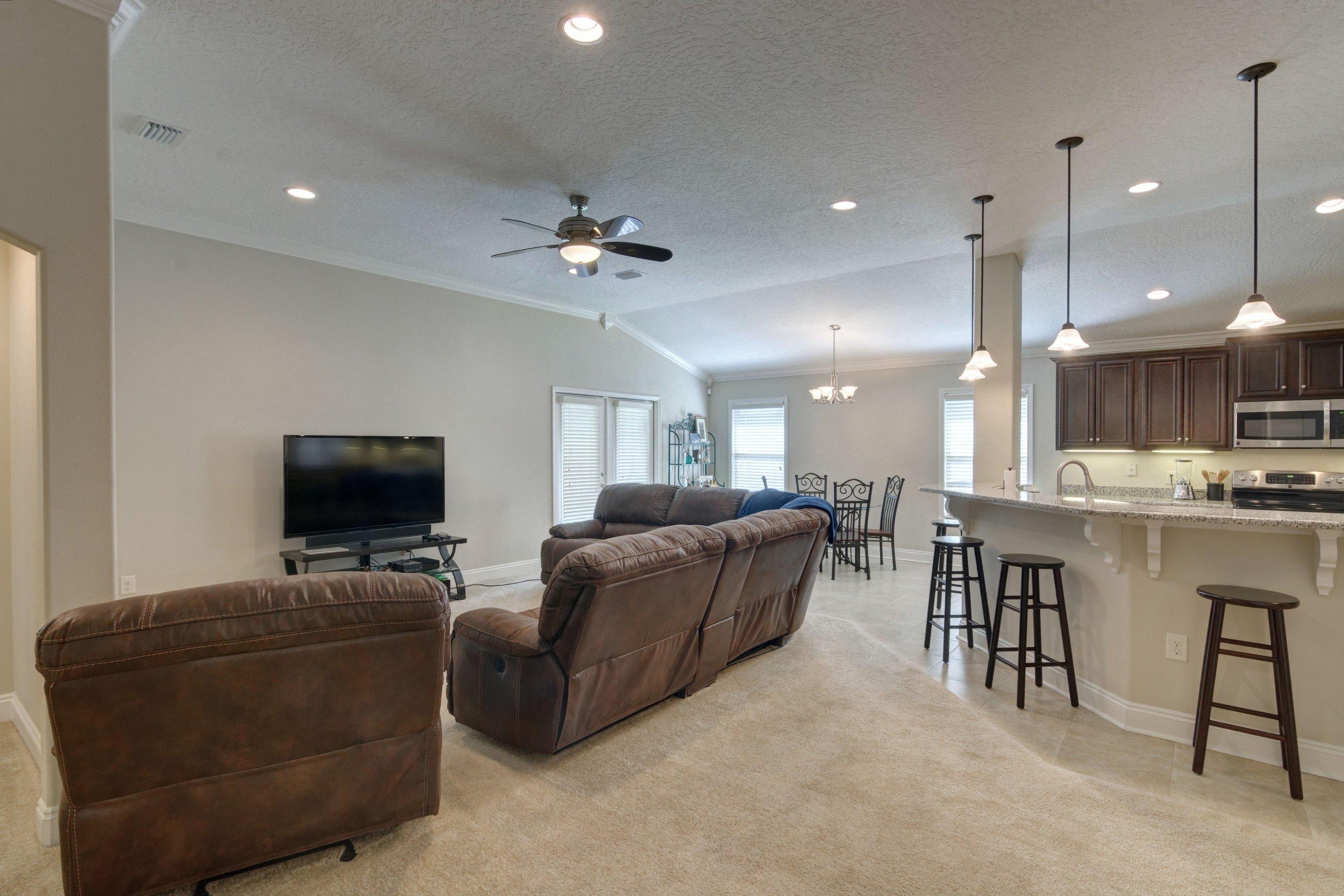 COTTAGES AT EAST RIVER - Residential