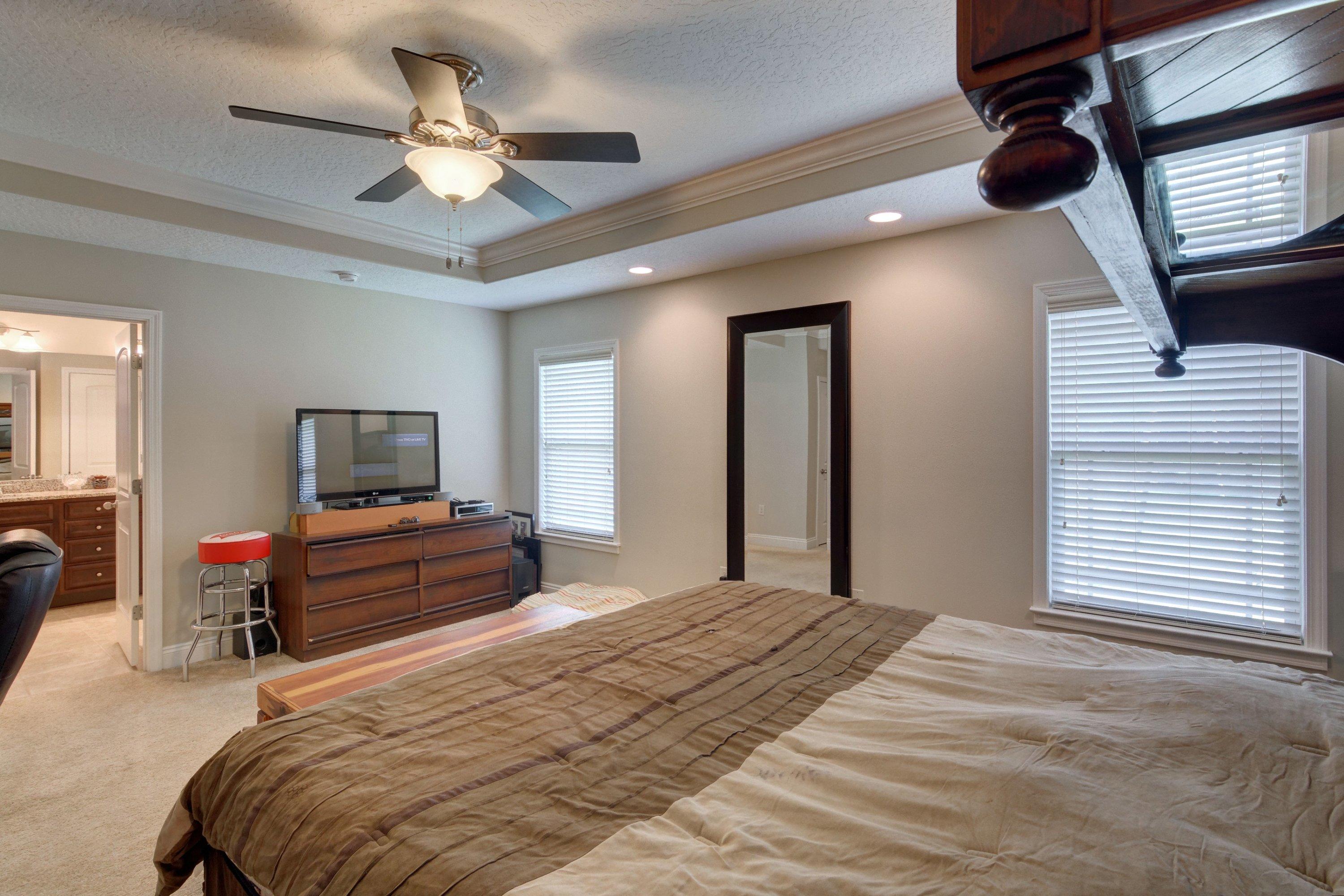 COTTAGES AT EAST RIVER - Residential