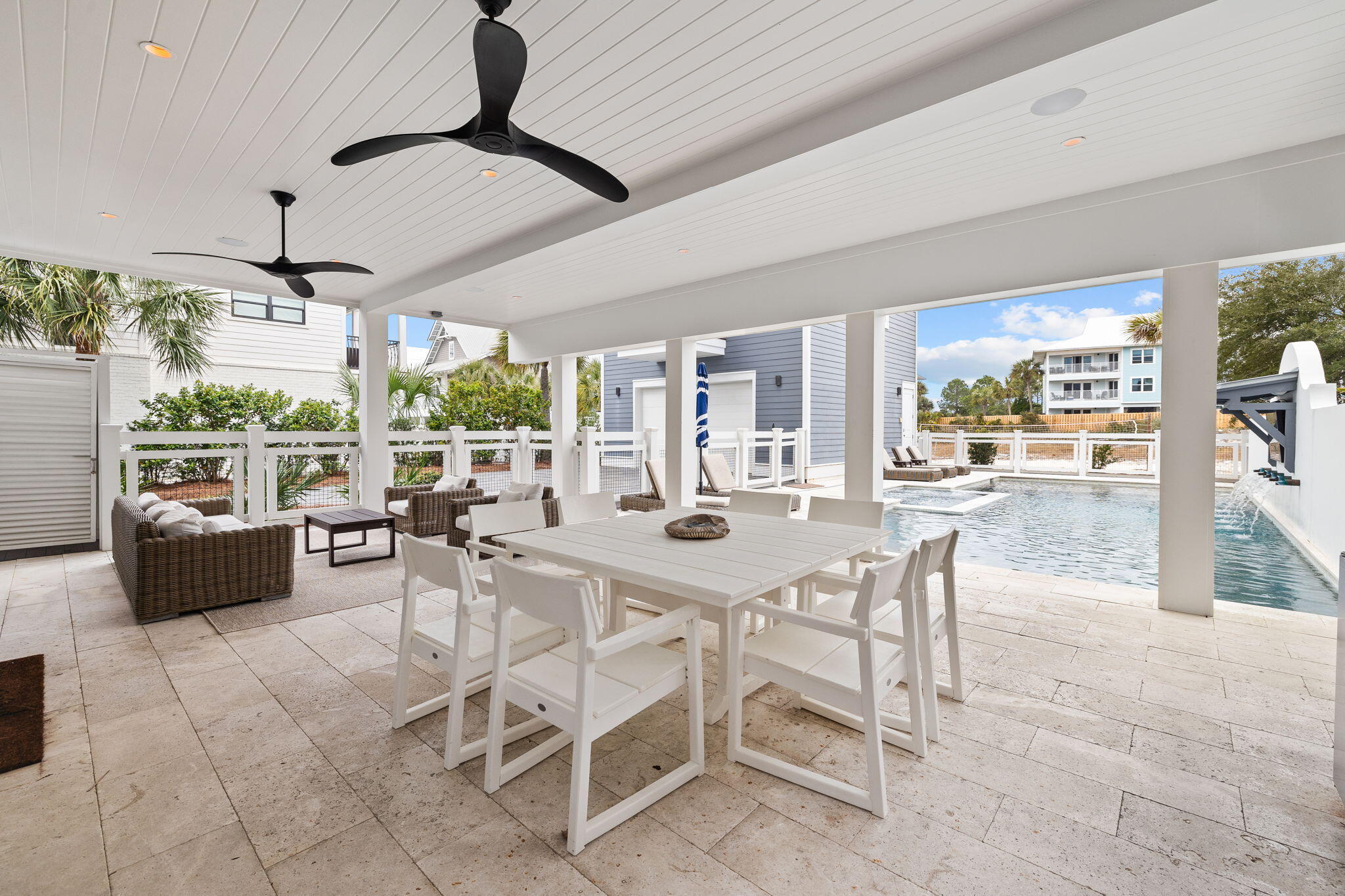 WALK OVER DUNES - Residential