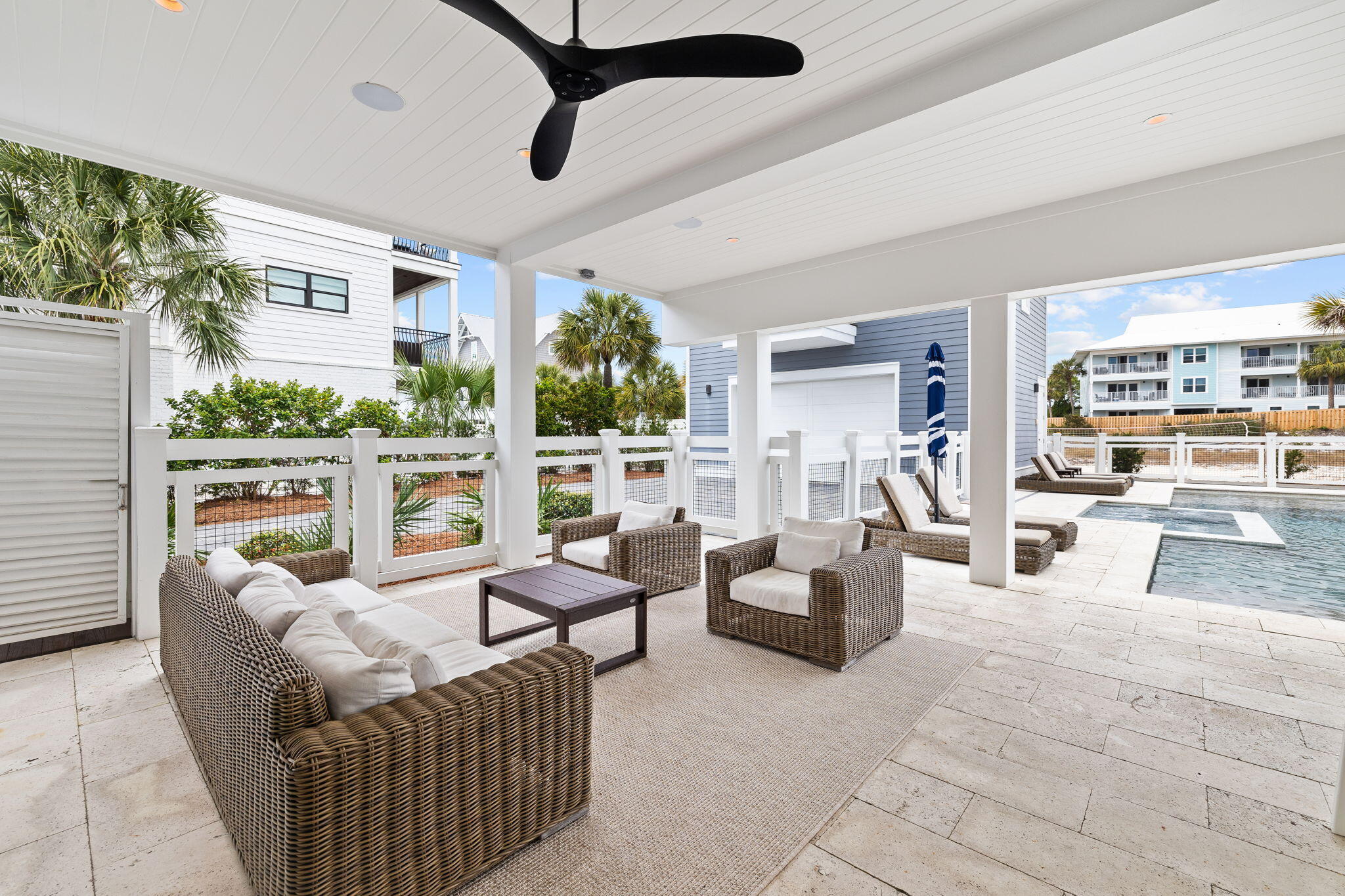 WALK OVER DUNES - Residential