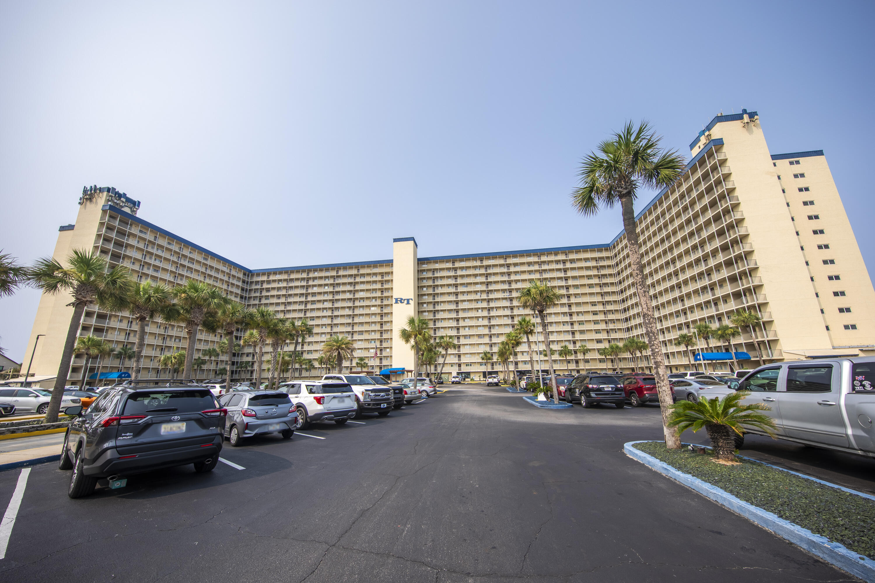 REGENCY TOWERS CONDO - Residential