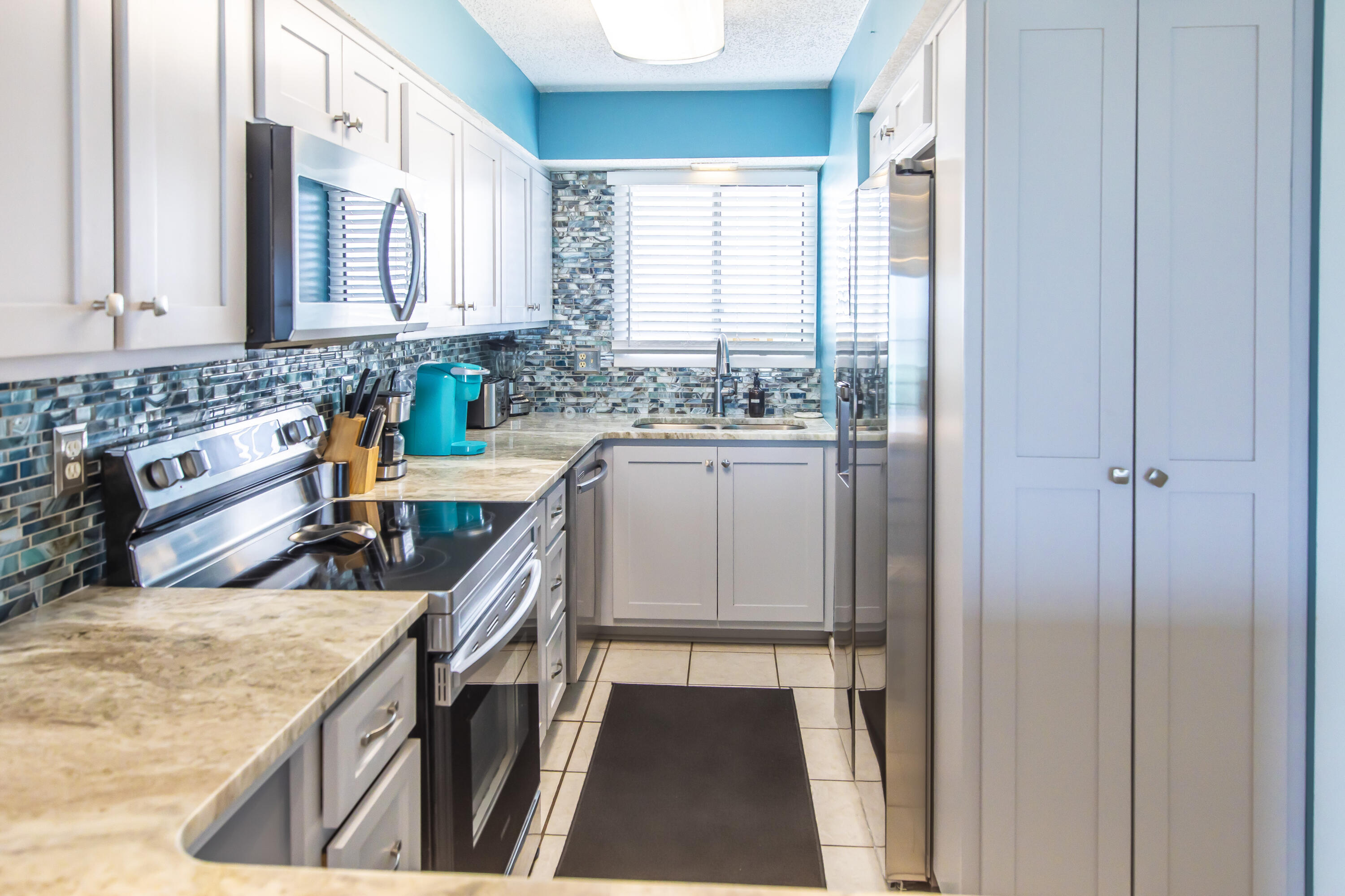 REGENCY TOWERS CONDO - Residential