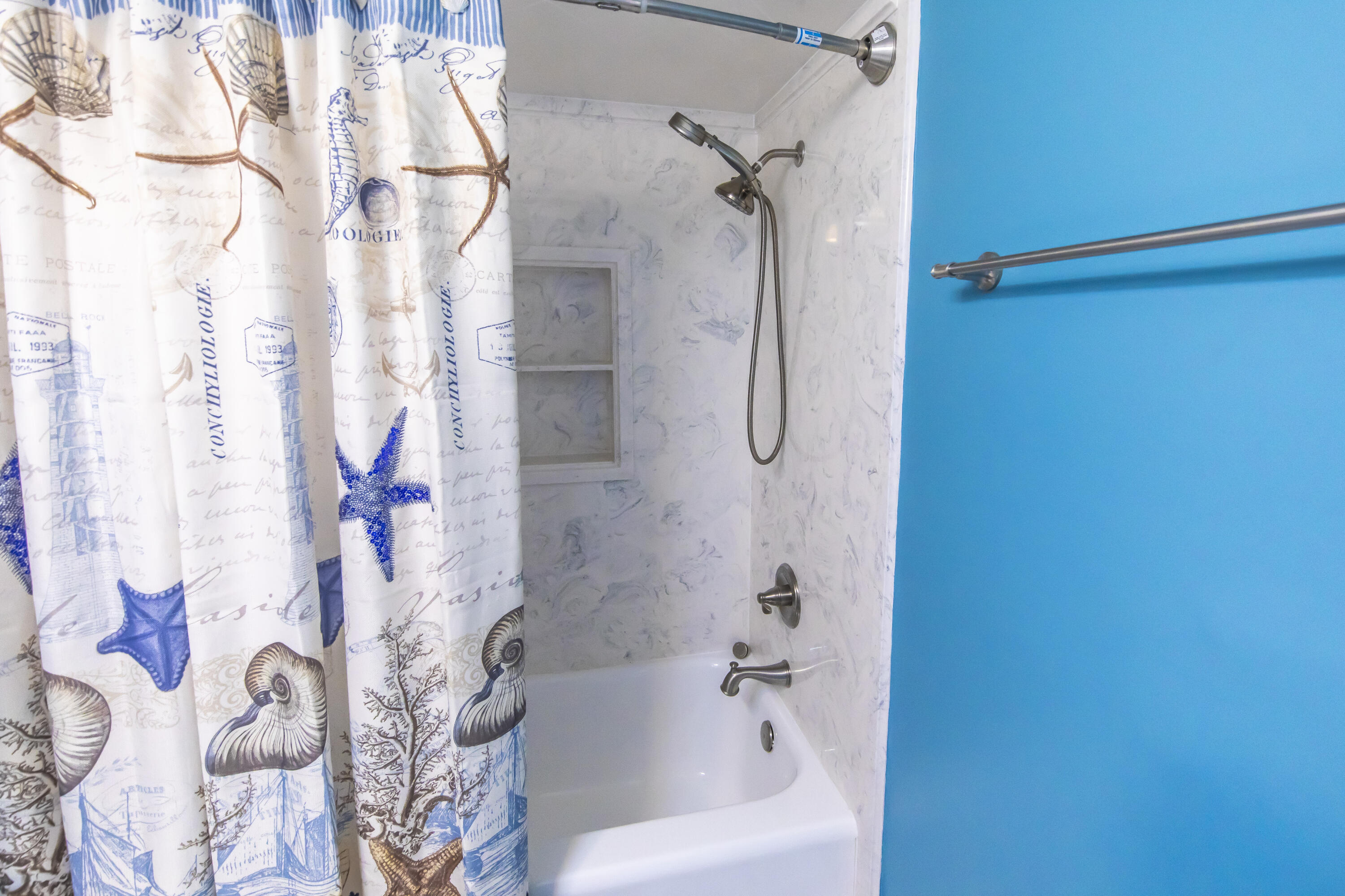 REGENCY TOWERS CONDO - Residential