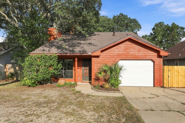 636 FIR AVE, NICEVILLE, FL 32578 - Image 6fdb2a02de40b7f5530d7434eaf40b0e/3132861537