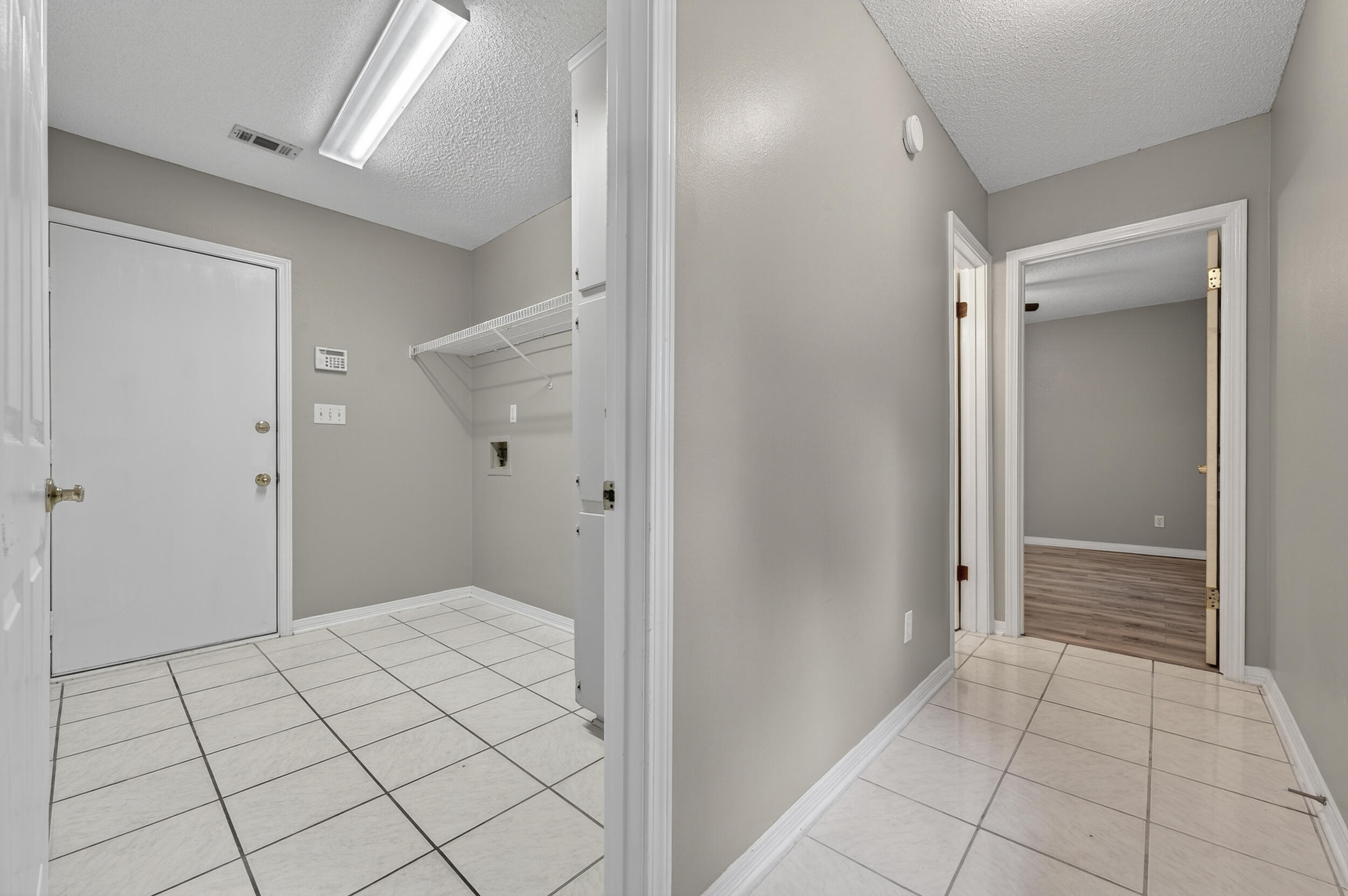 MARINERS COVE - Residential