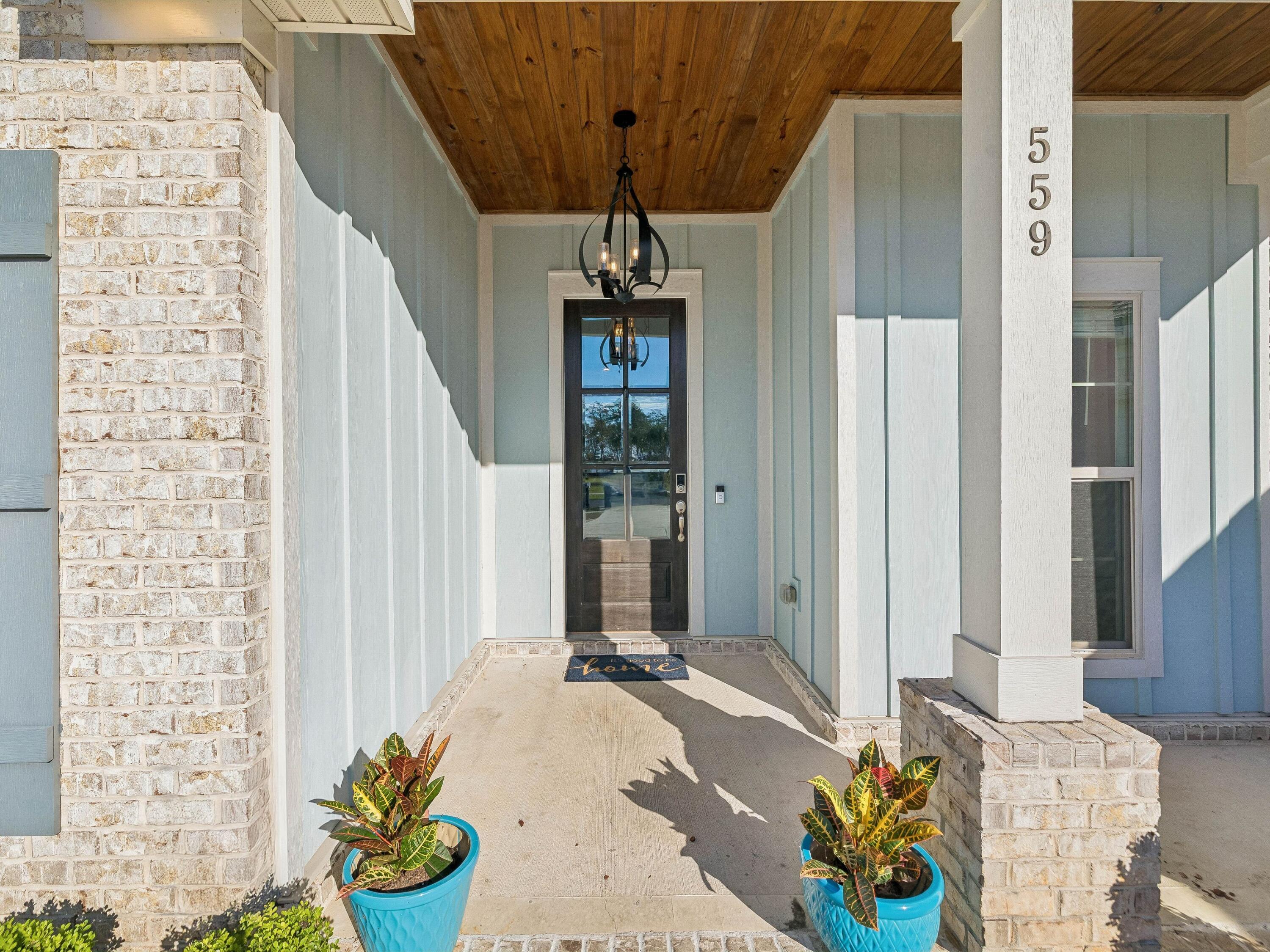 559 Coastal Breeze Drive