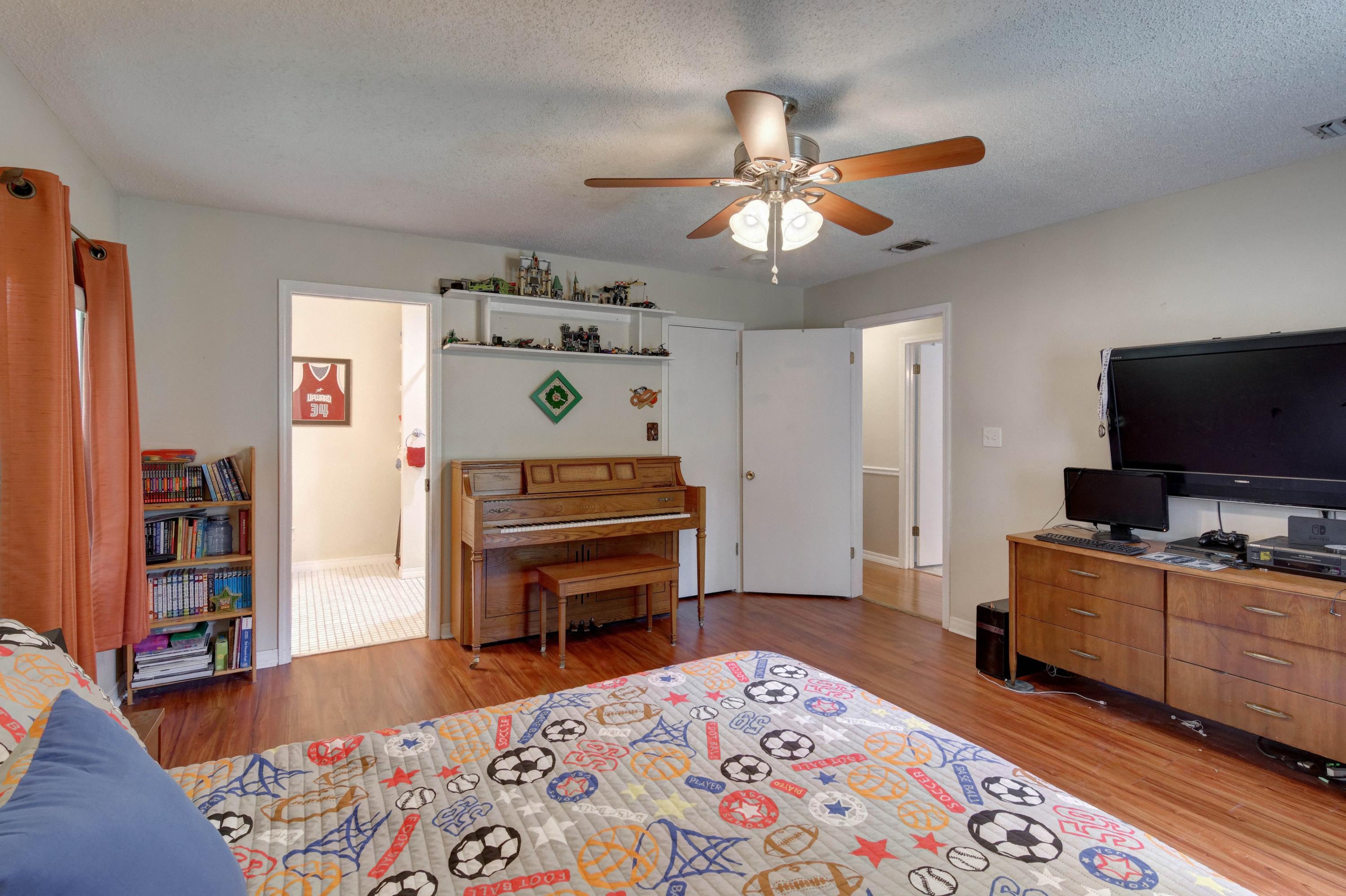 NONESUCH WAY - Residential