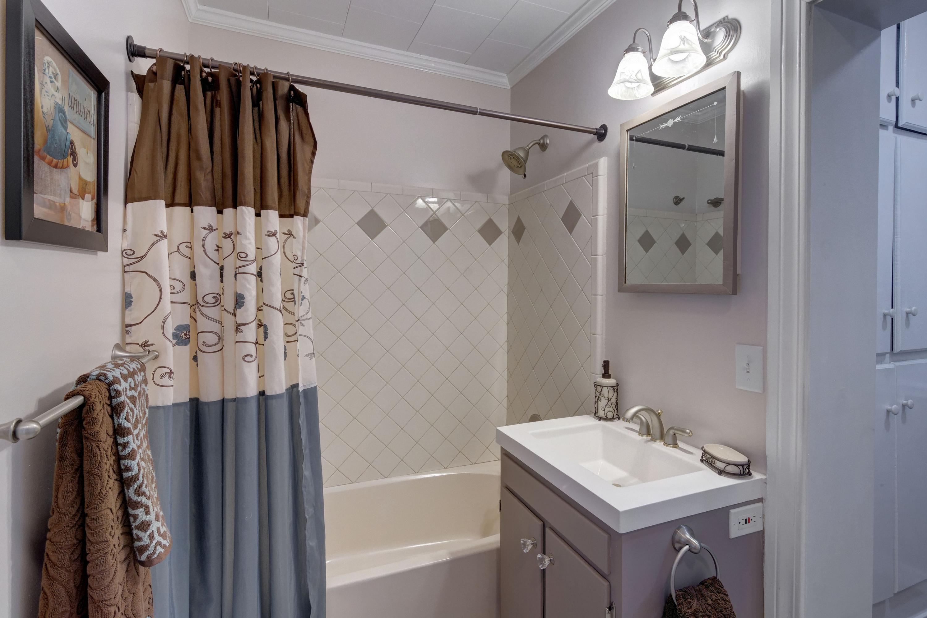 NONESUCH WAY - Residential