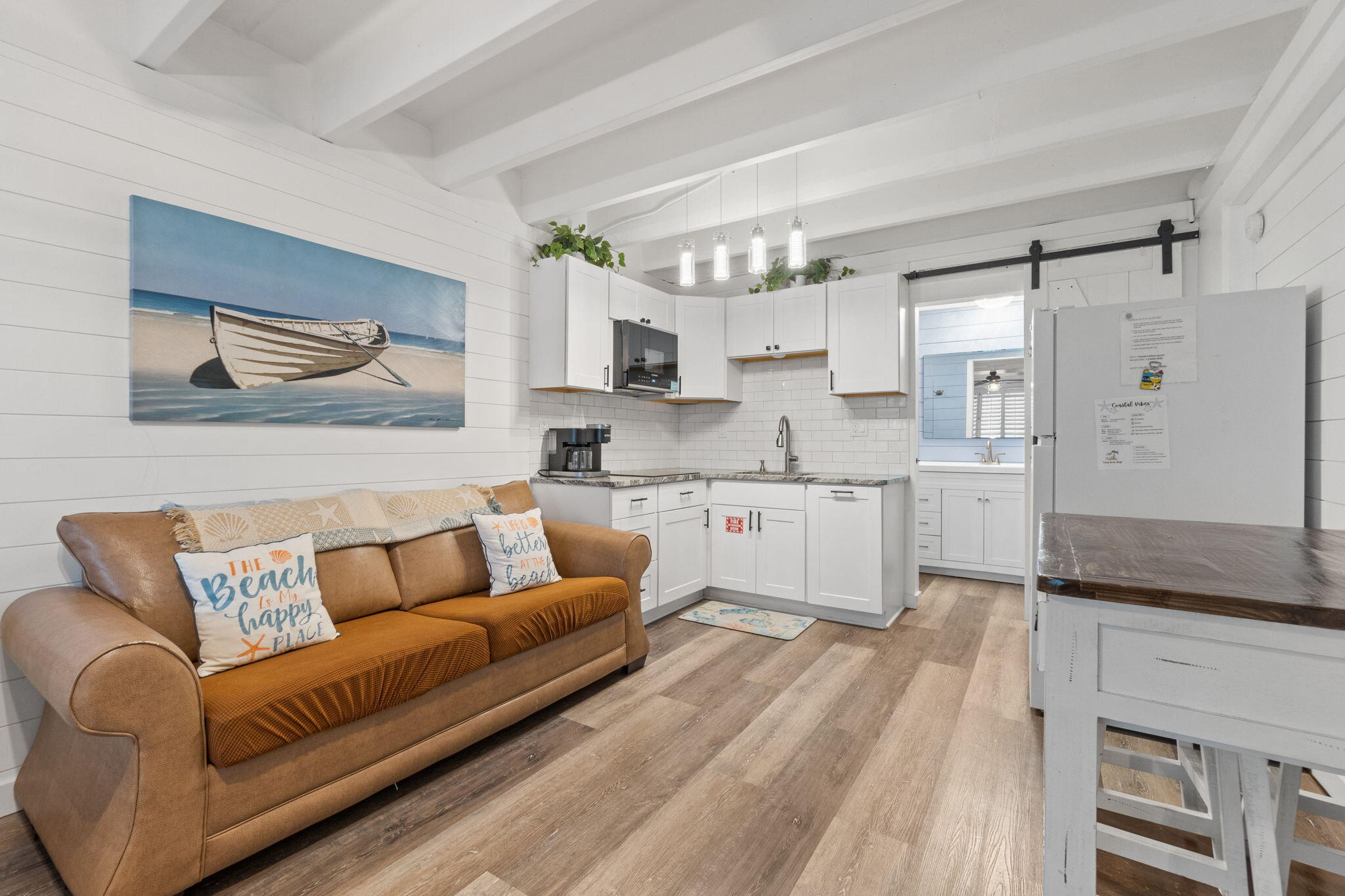 Fontainebleau Terrace - Residential