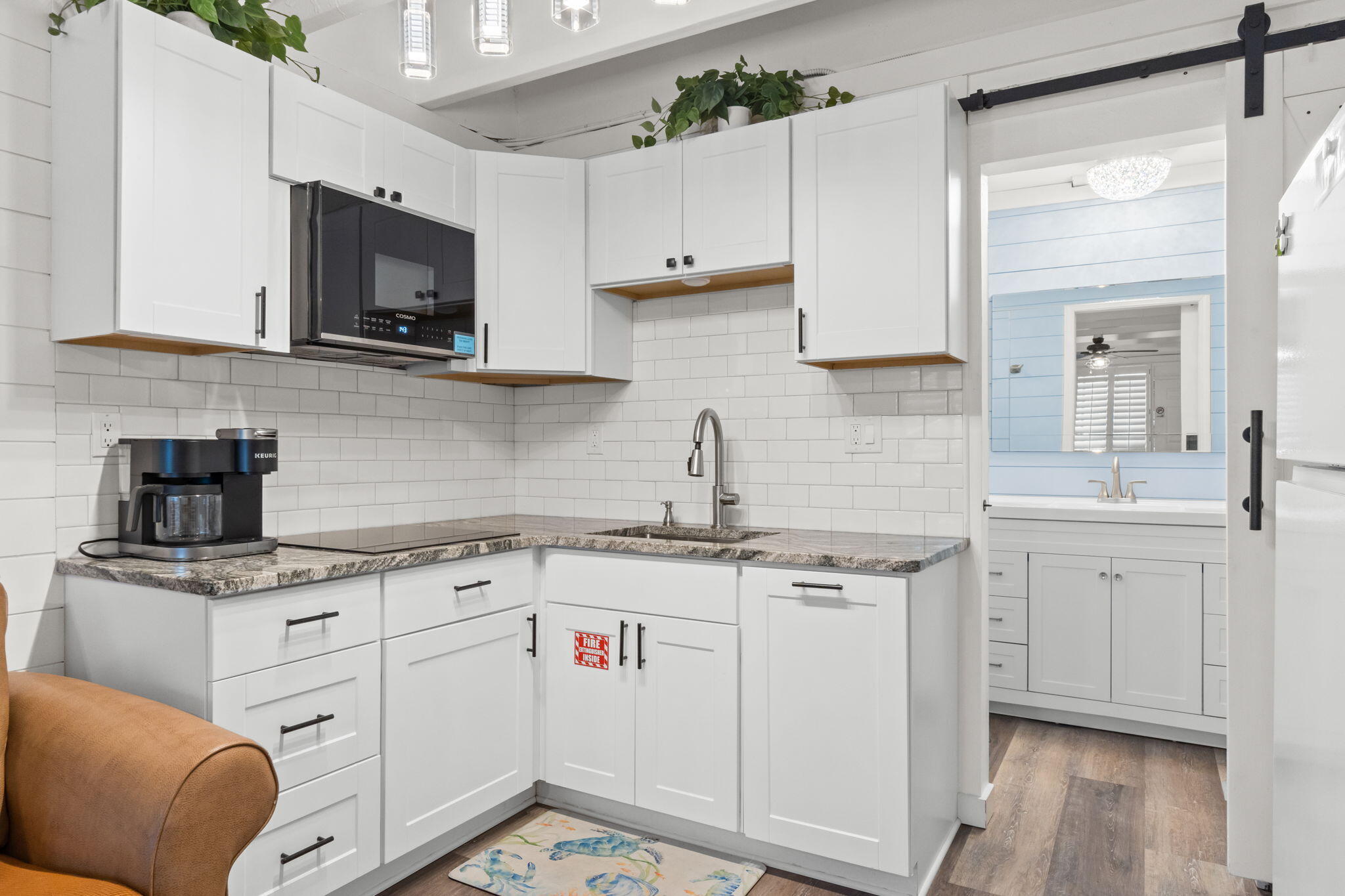 Fontainebleau Terrace - Residential