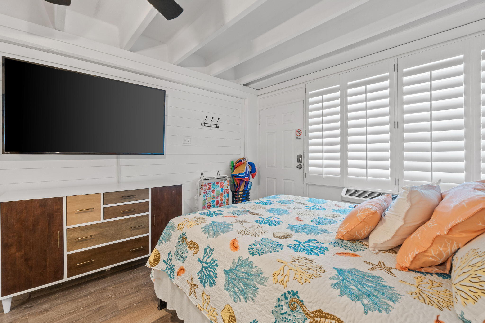 Fontainebleau Terrace - Residential