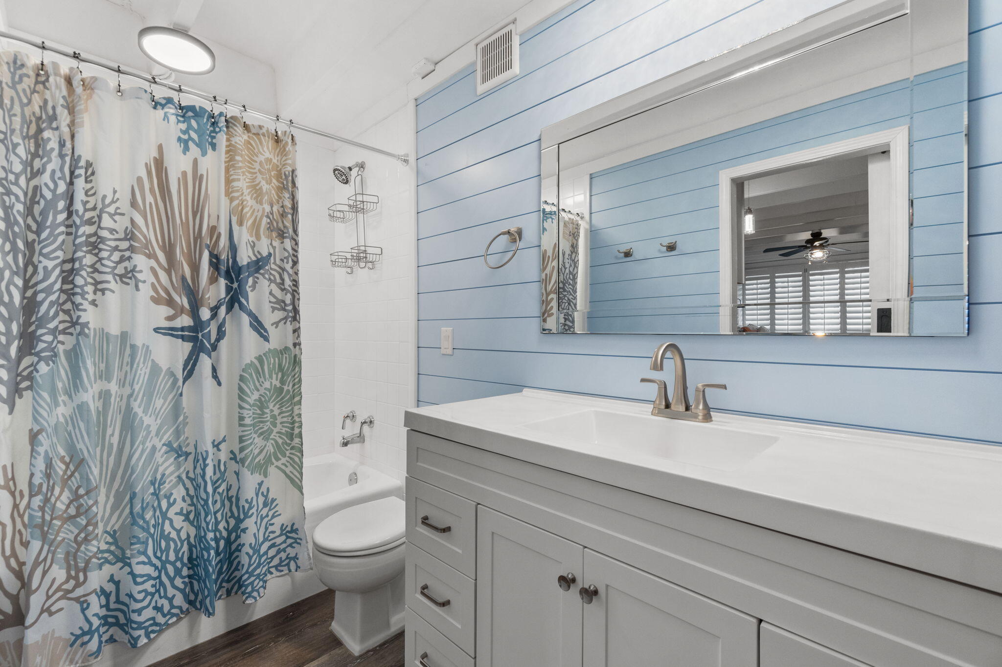 Fontainebleau Terrace - Residential