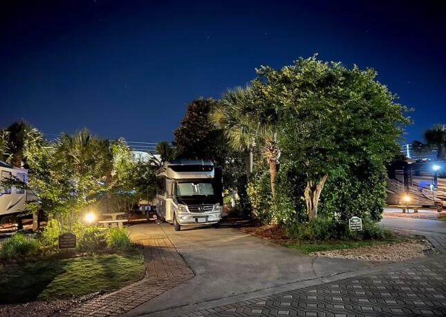 DESTIN RV BEACH RESORT - Land
