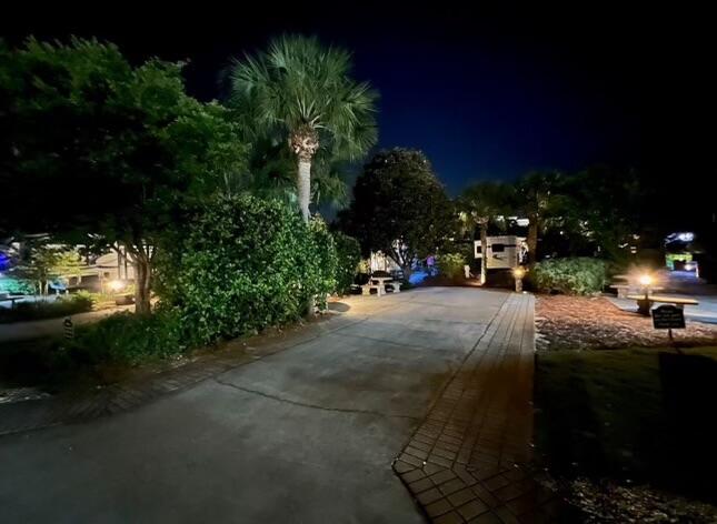DESTIN RV BEACH RESORT - Land