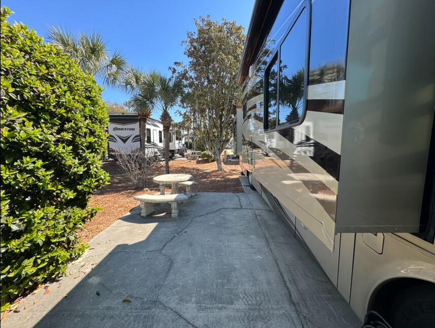 DESTIN RV BEACH RESORT - Land