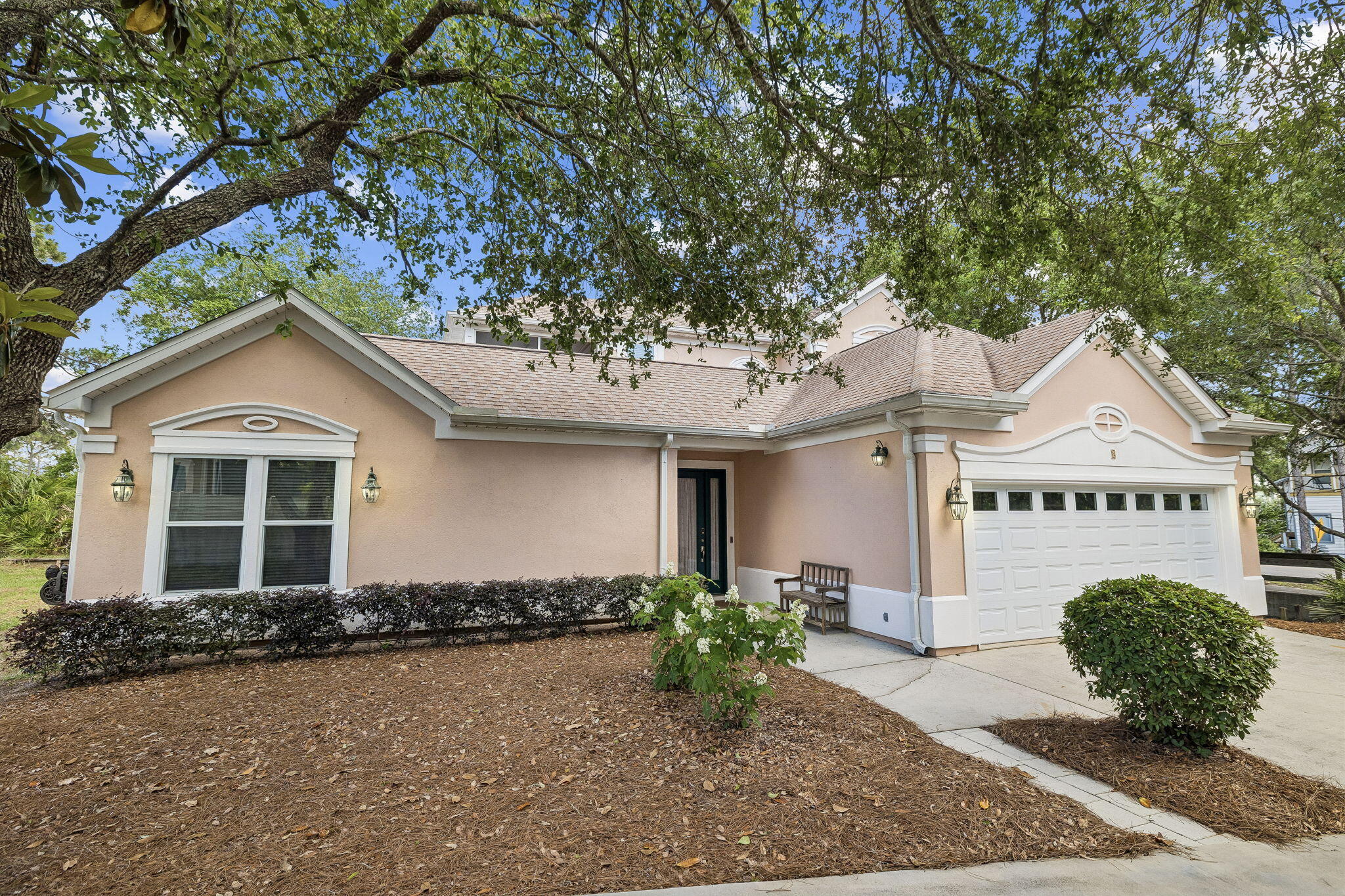 FAIRWAY VILLAS - Residential